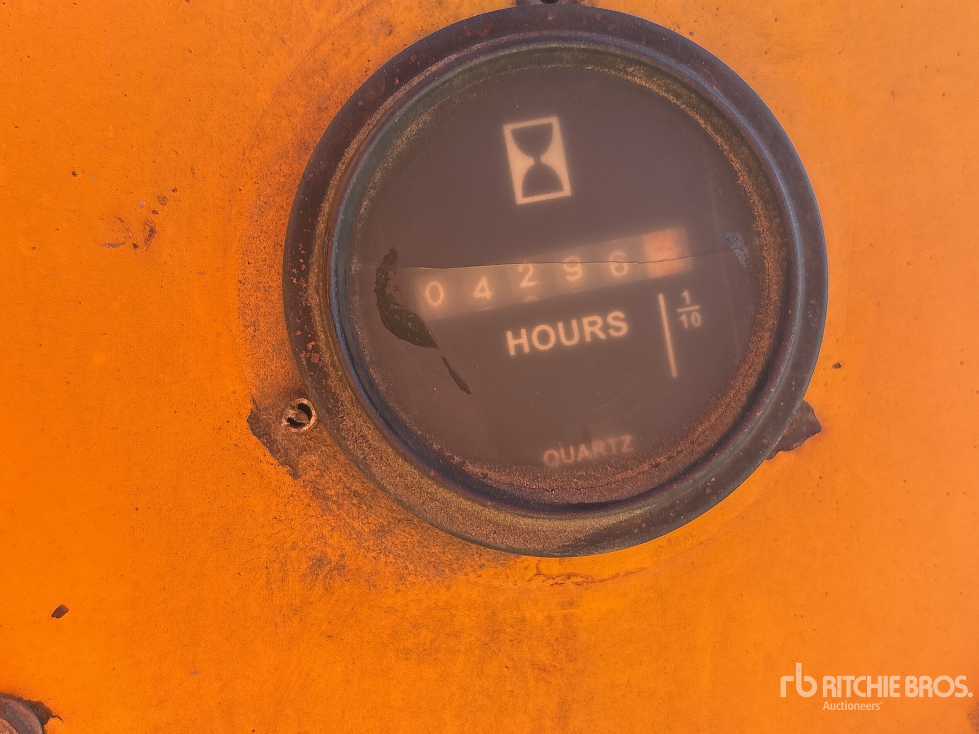 General Appearance with Hour Meter / Odometer