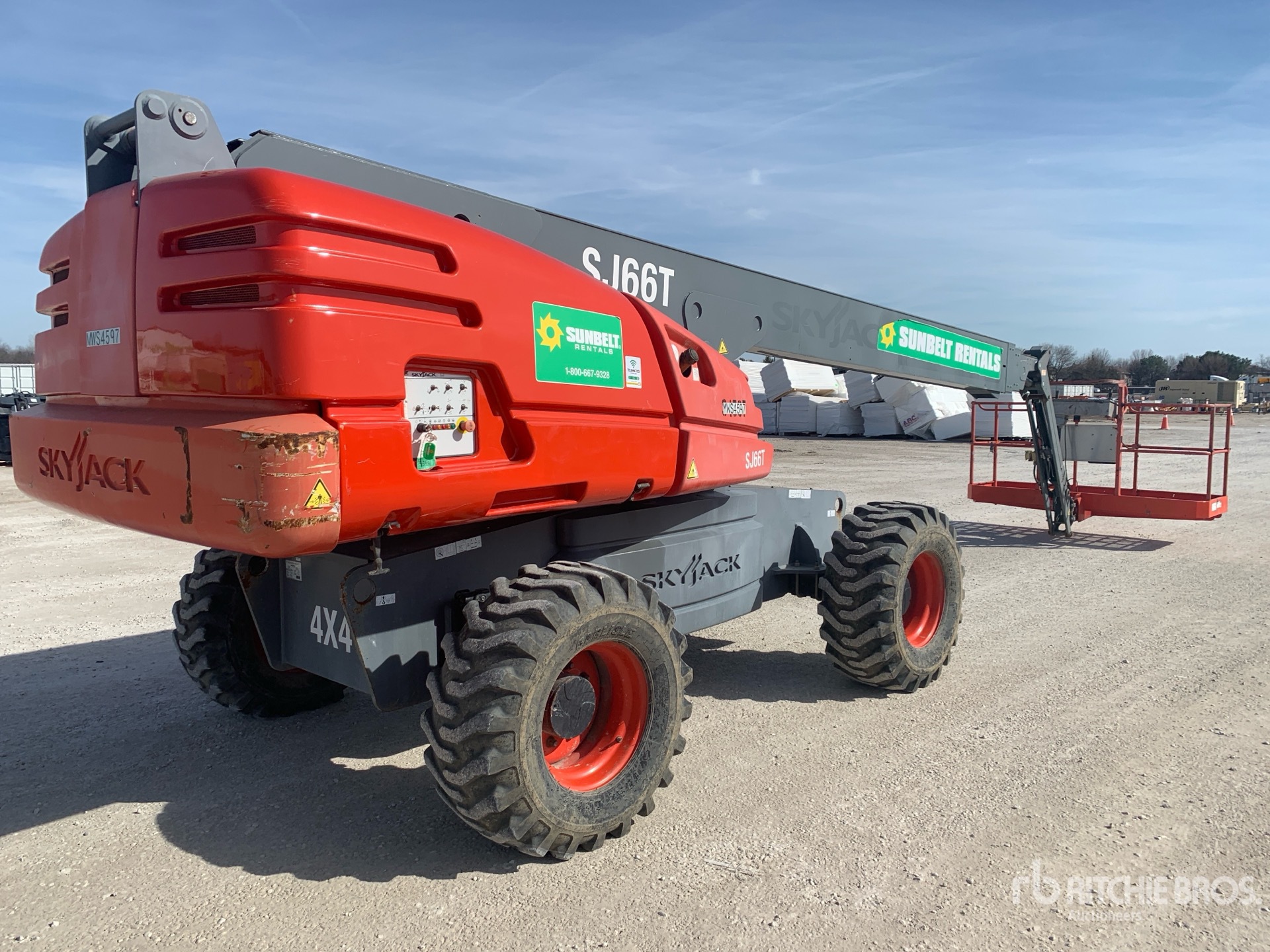 General Appearance with Picture, Right Rear Corner