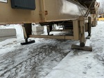 Carrier with Stabilizer Jacks