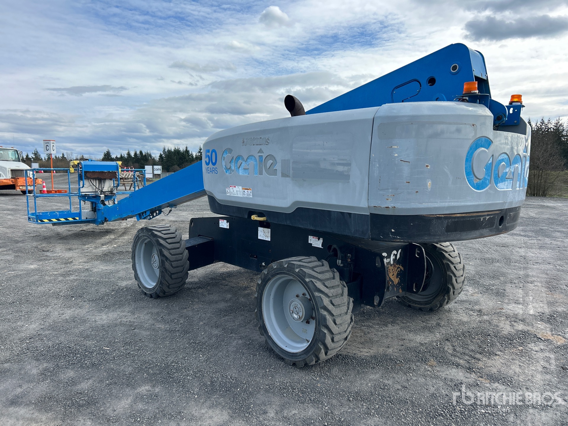 General Appearance with Picture, Right Front Corner