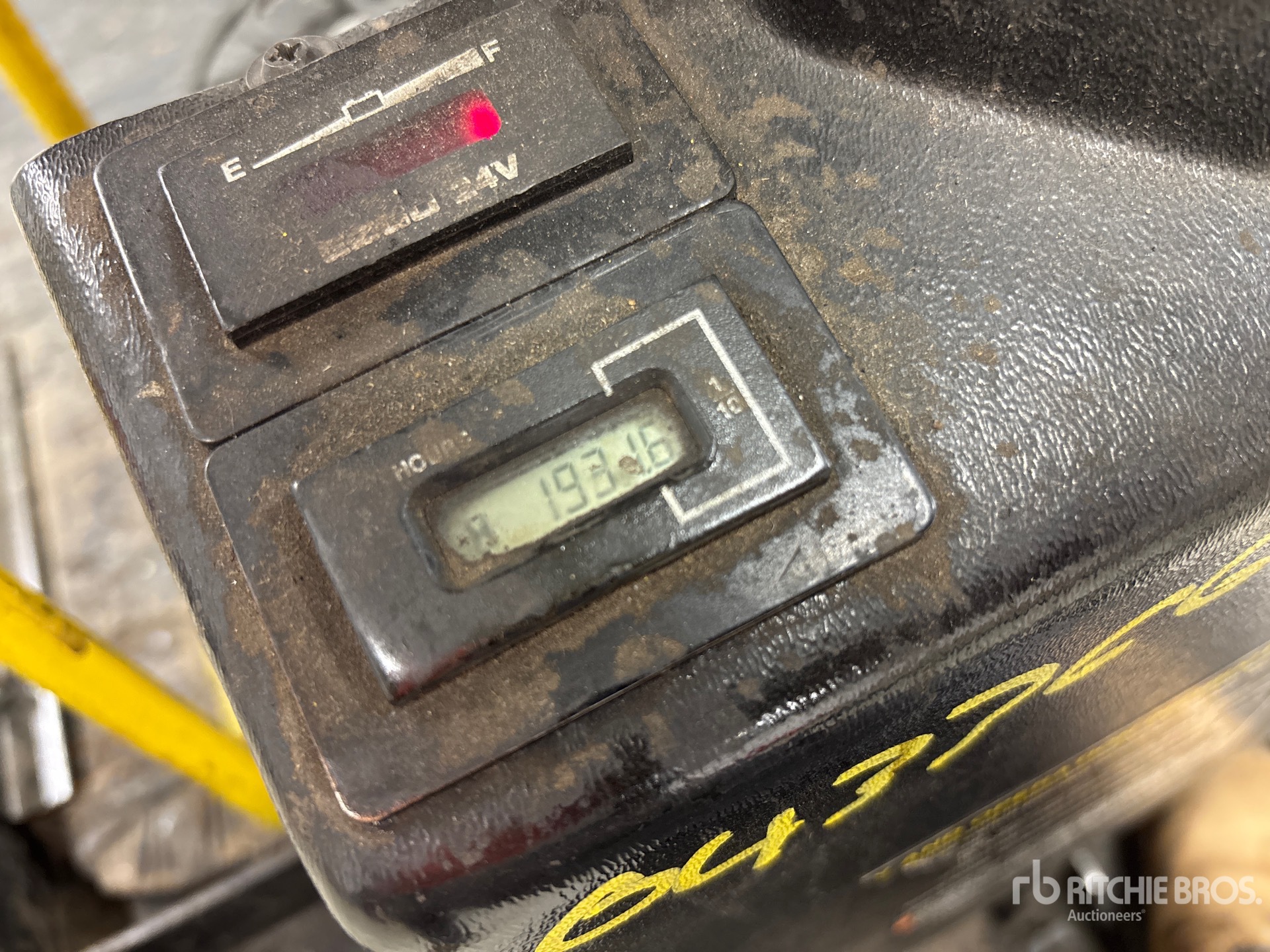 General Appearance with Hour Meter / Odometer