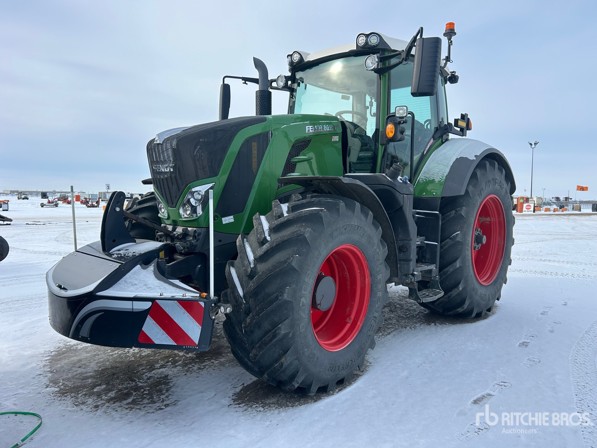 General Appearance with Picture, Left Front Corner