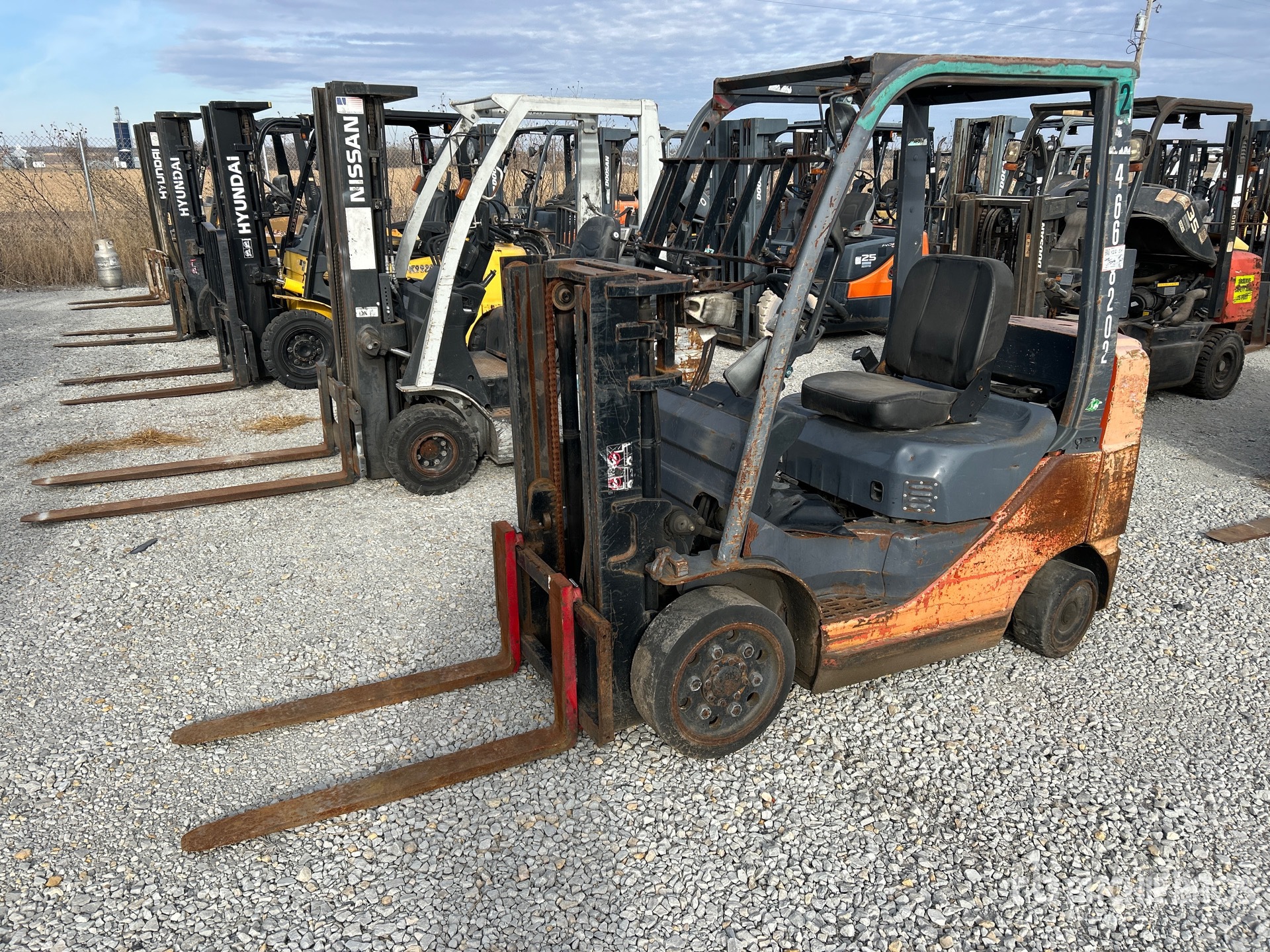 General Appearance with Picture, Left Front Corner