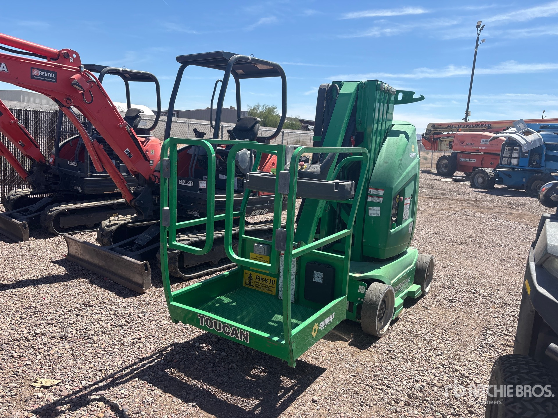 General Appearance with Picture, Left Front Corner