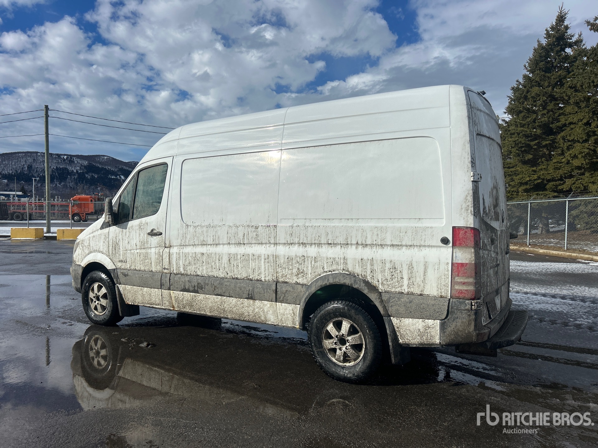 General Appearance with Picture, Left Rear Corner