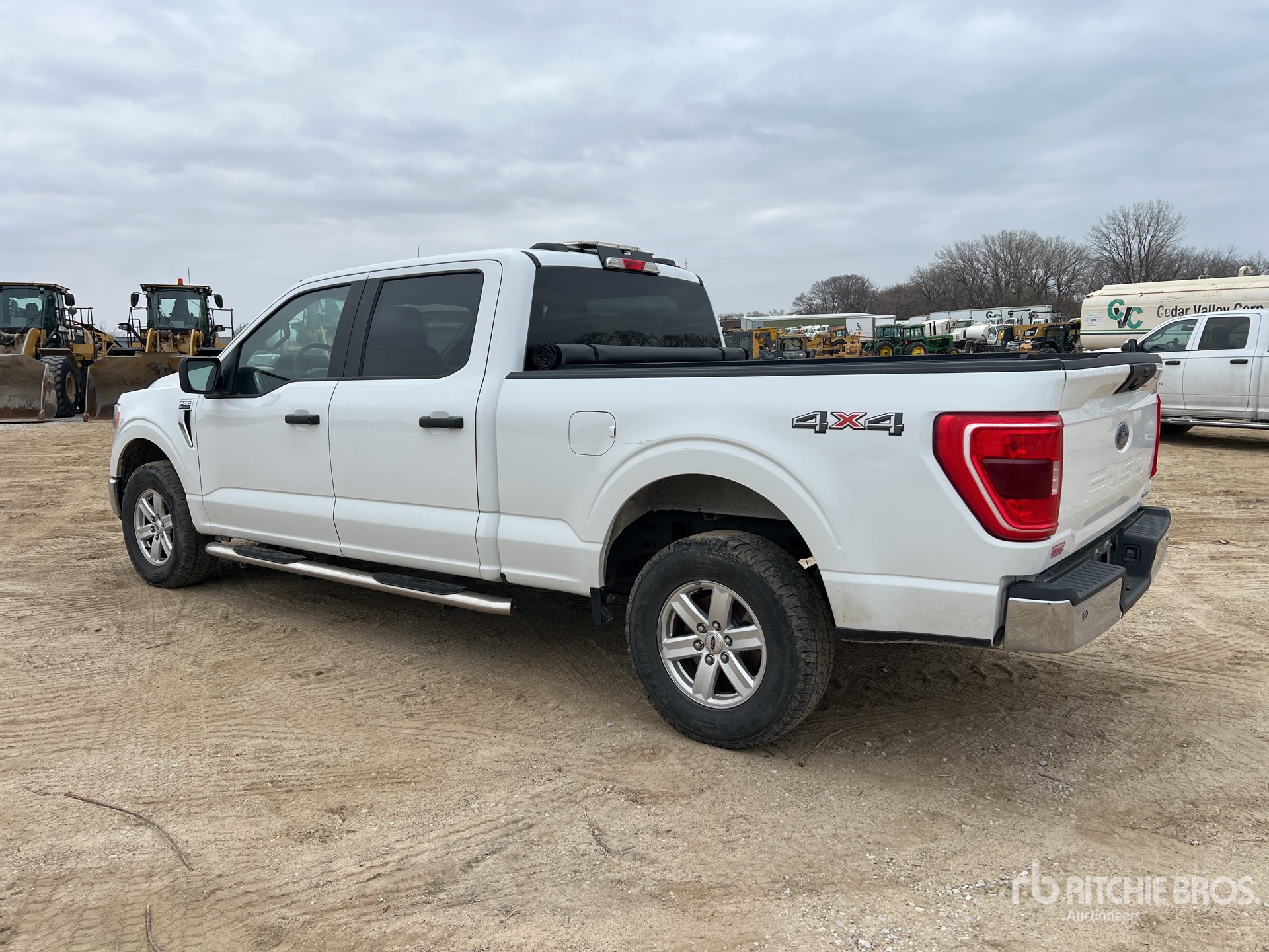 General Appearance with Imagen: esquina trasera izquierda