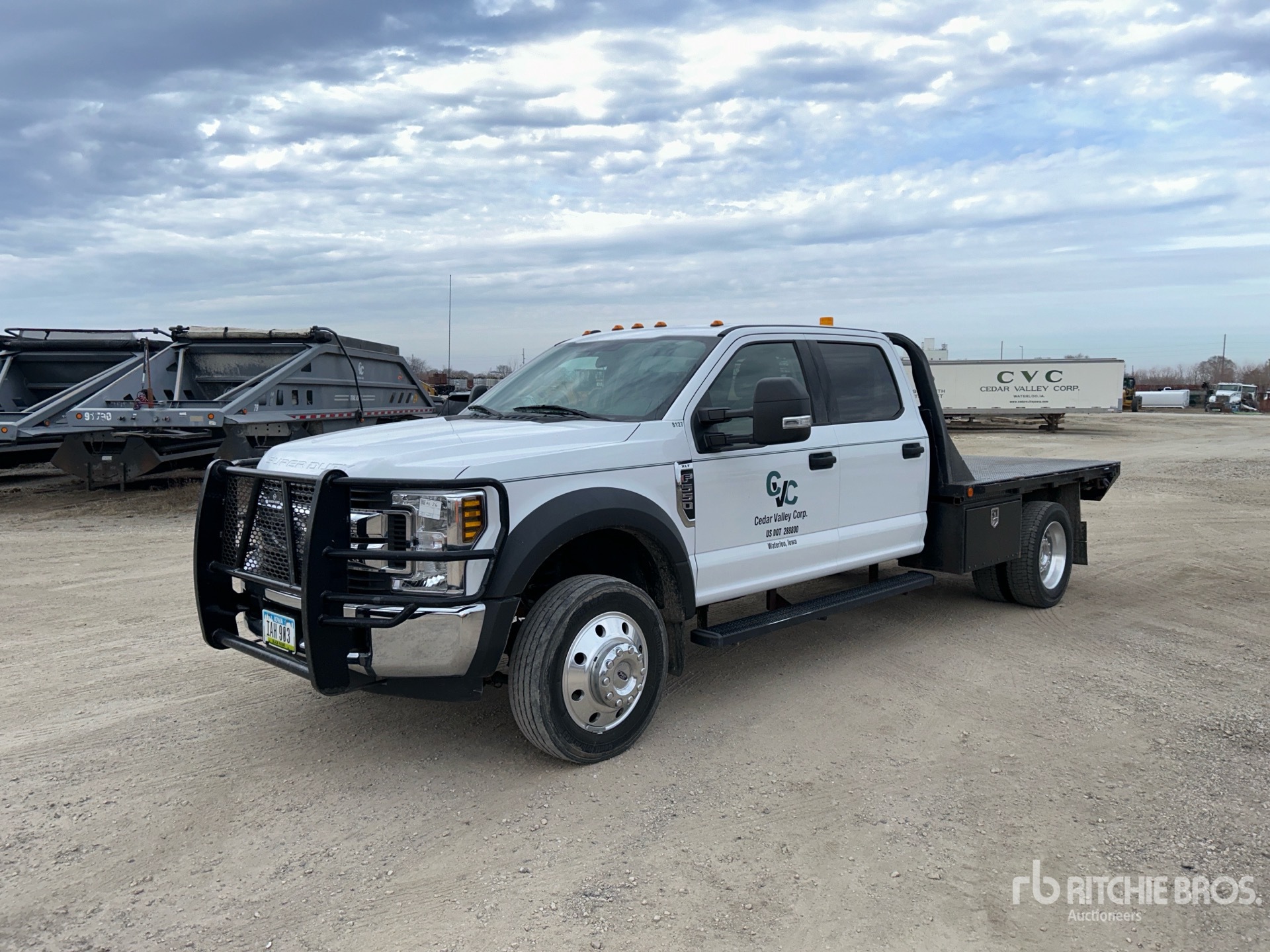 General Appearance with Foto, angolo anteriore sinistro