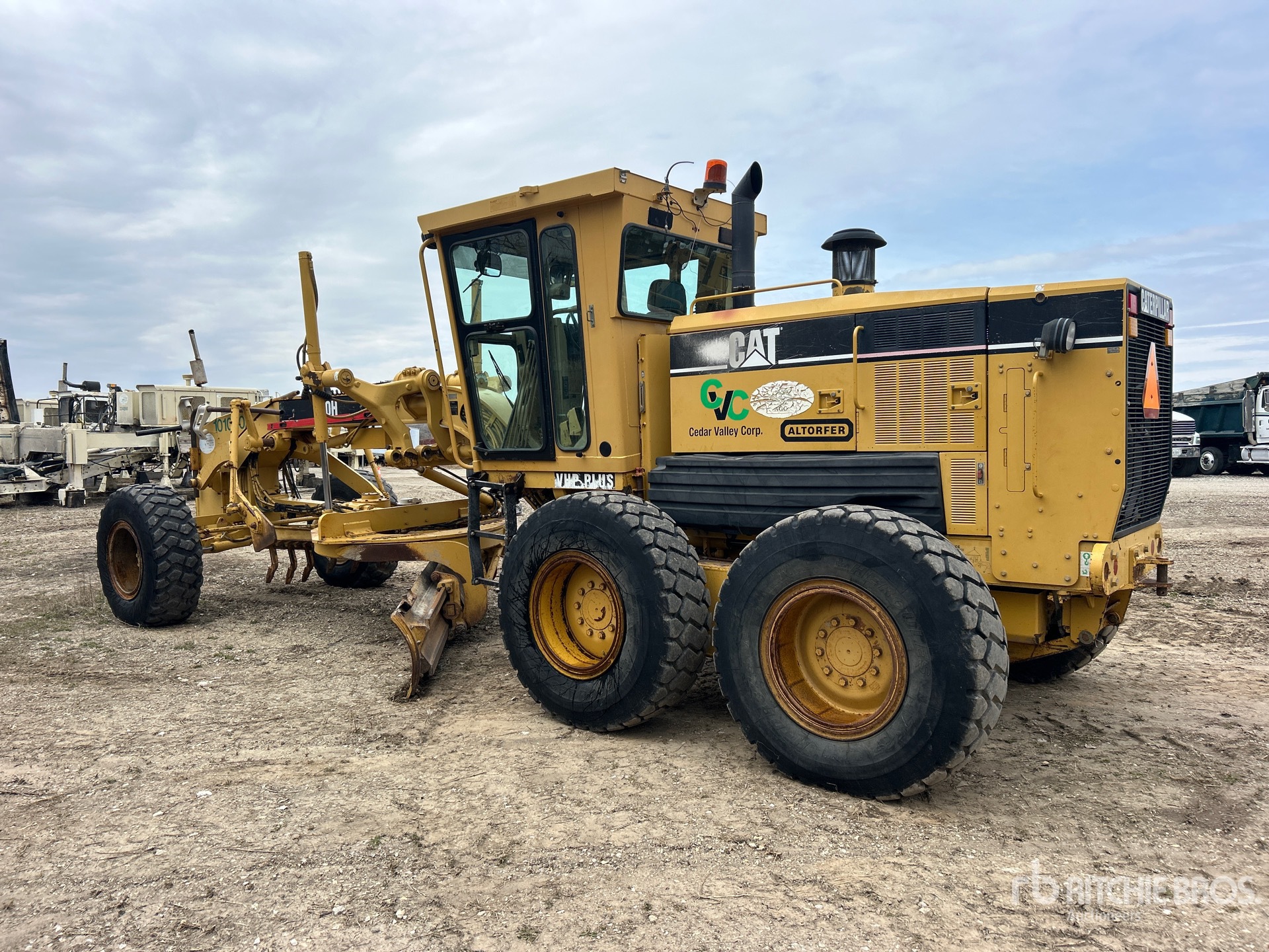 General Appearance with Imagen: esquina trasera izquierda