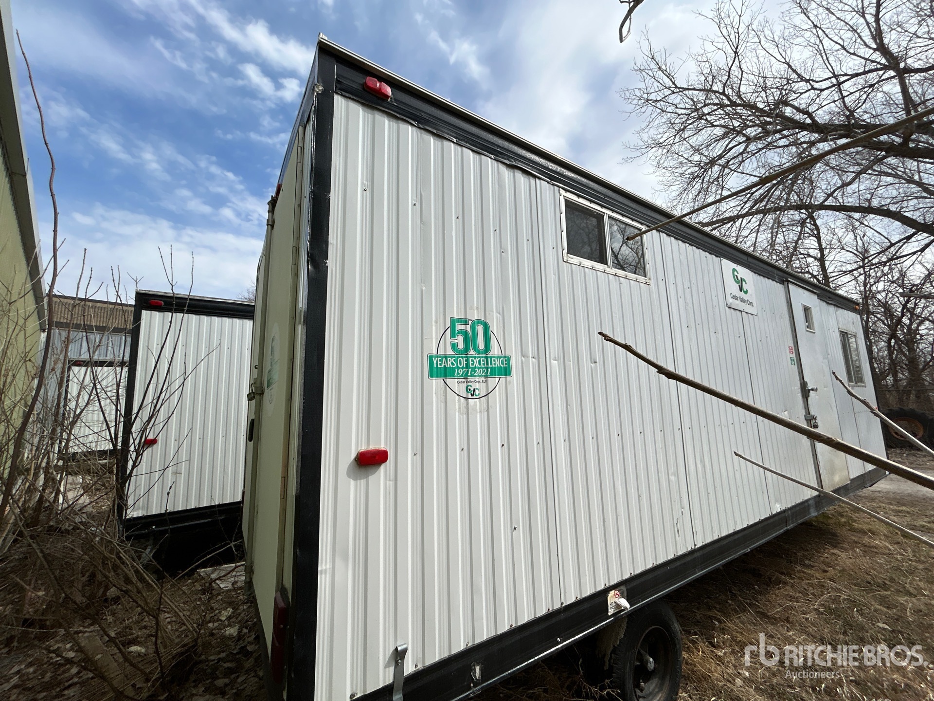 General Appearance with Imagen: esquina trasera derecha