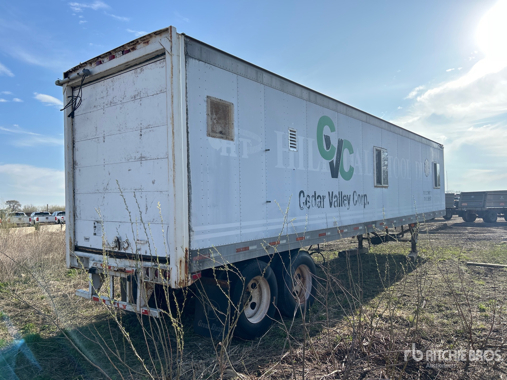 General Appearance with Imagen: esquina trasera derecha