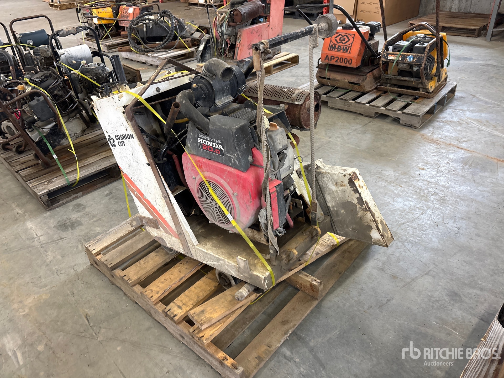 General Appearance with Foto, angolo anteriore destro