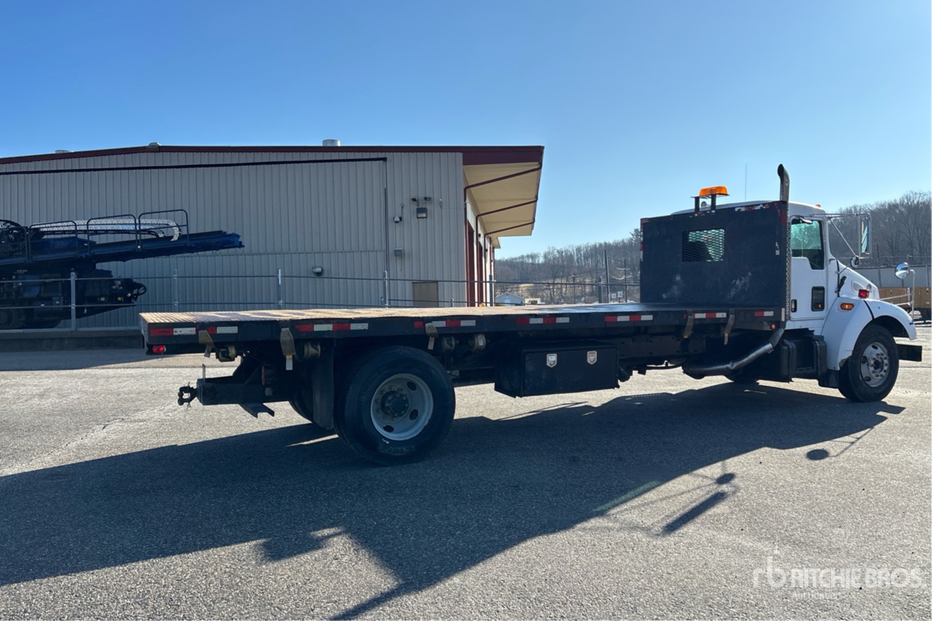 General Appearance with Imagen: esquina trasera derecha