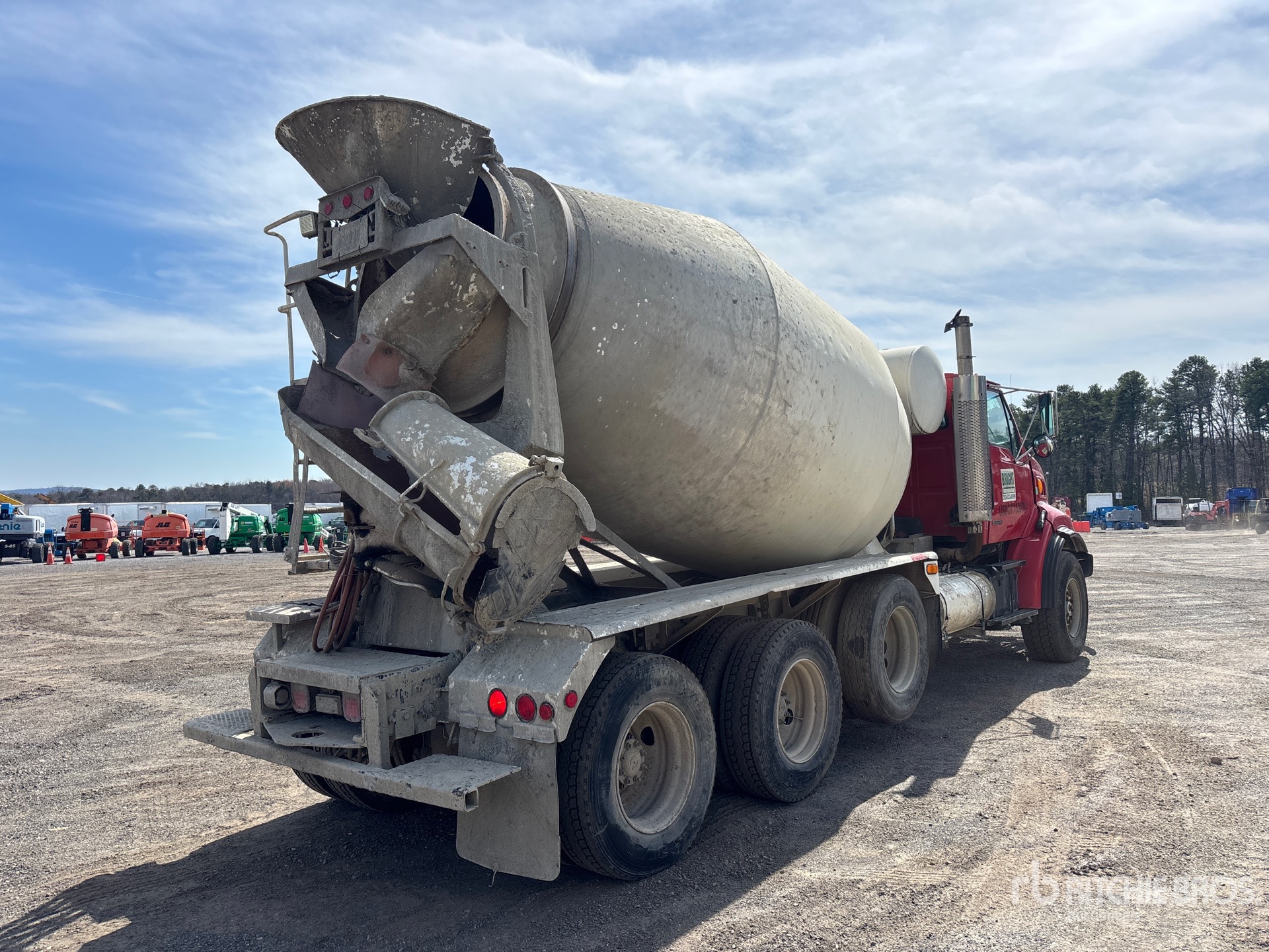 General Appearance with Foto, angolo anteriore sinistro