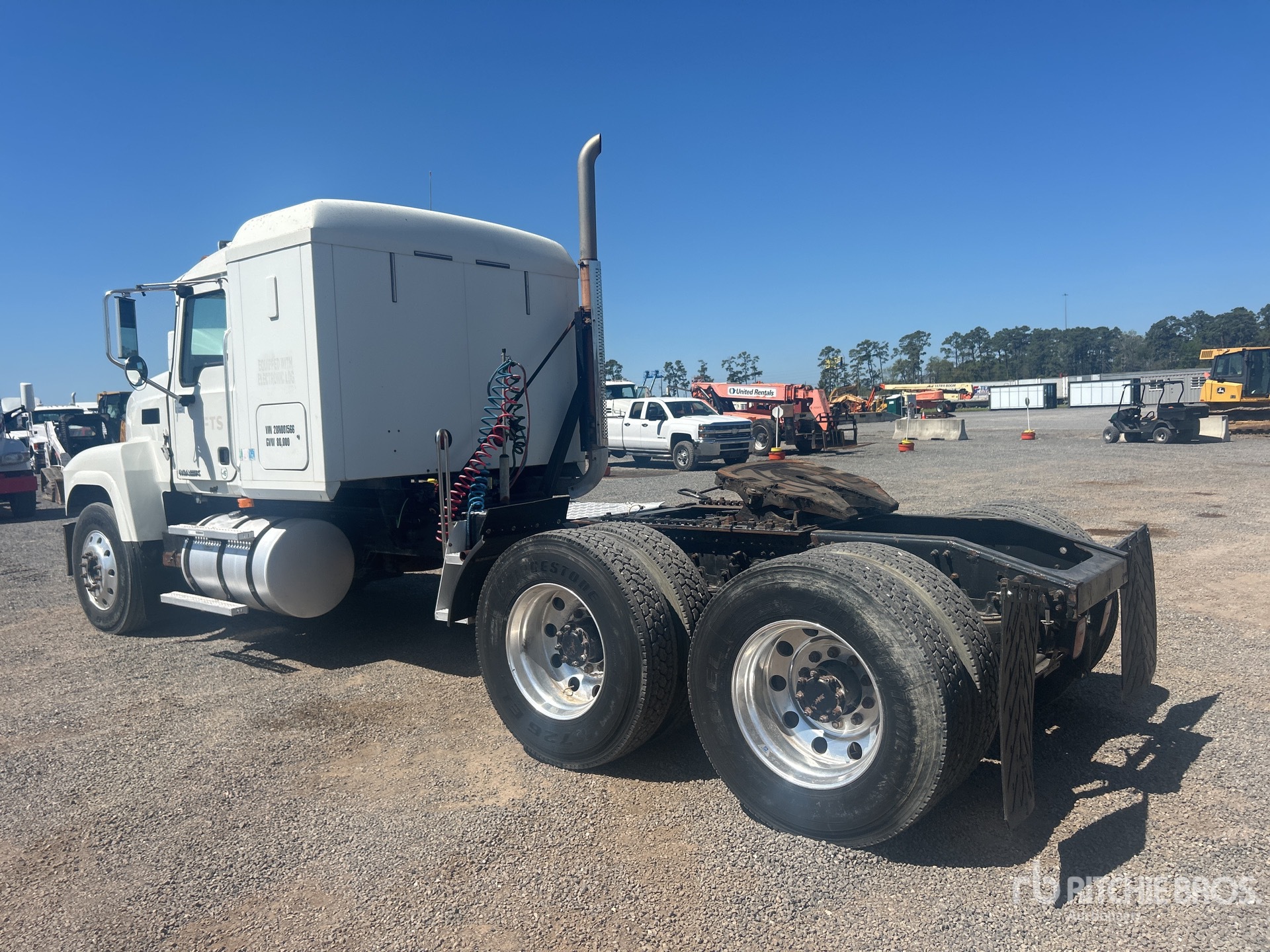 Aspect général with Image, coin arrière gauche