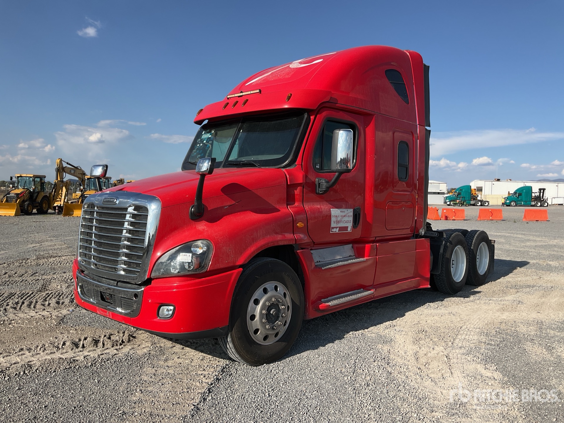 General Appearance with Featured Photo