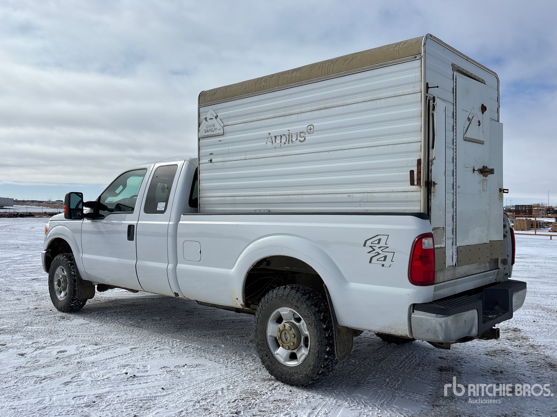 General Appearance with Bild, Ecke hinten links