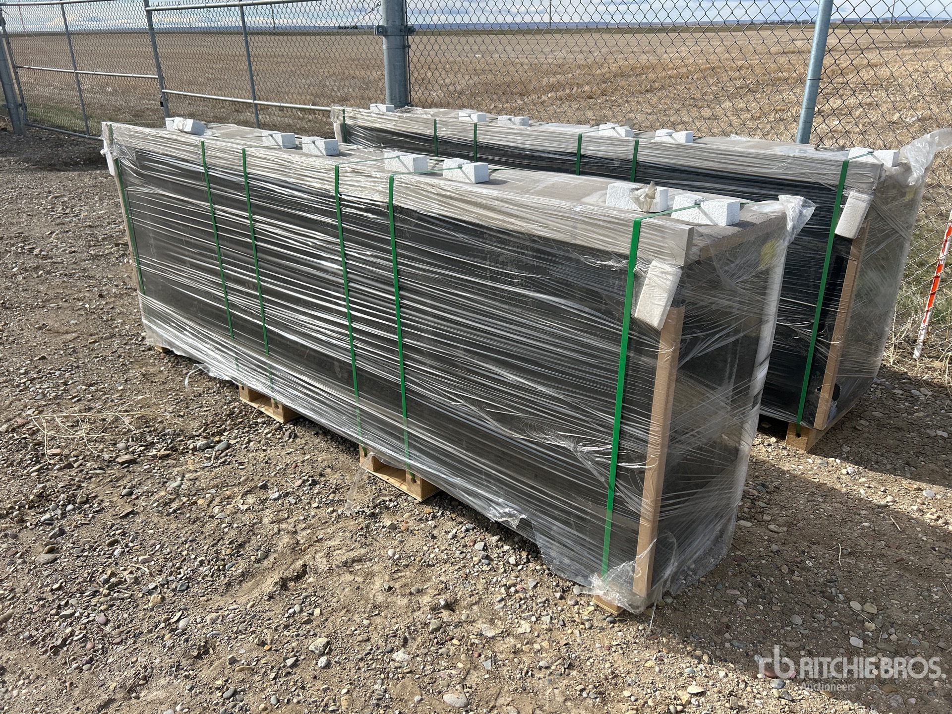 General Appearance with Bild, Ecke hinten rechts