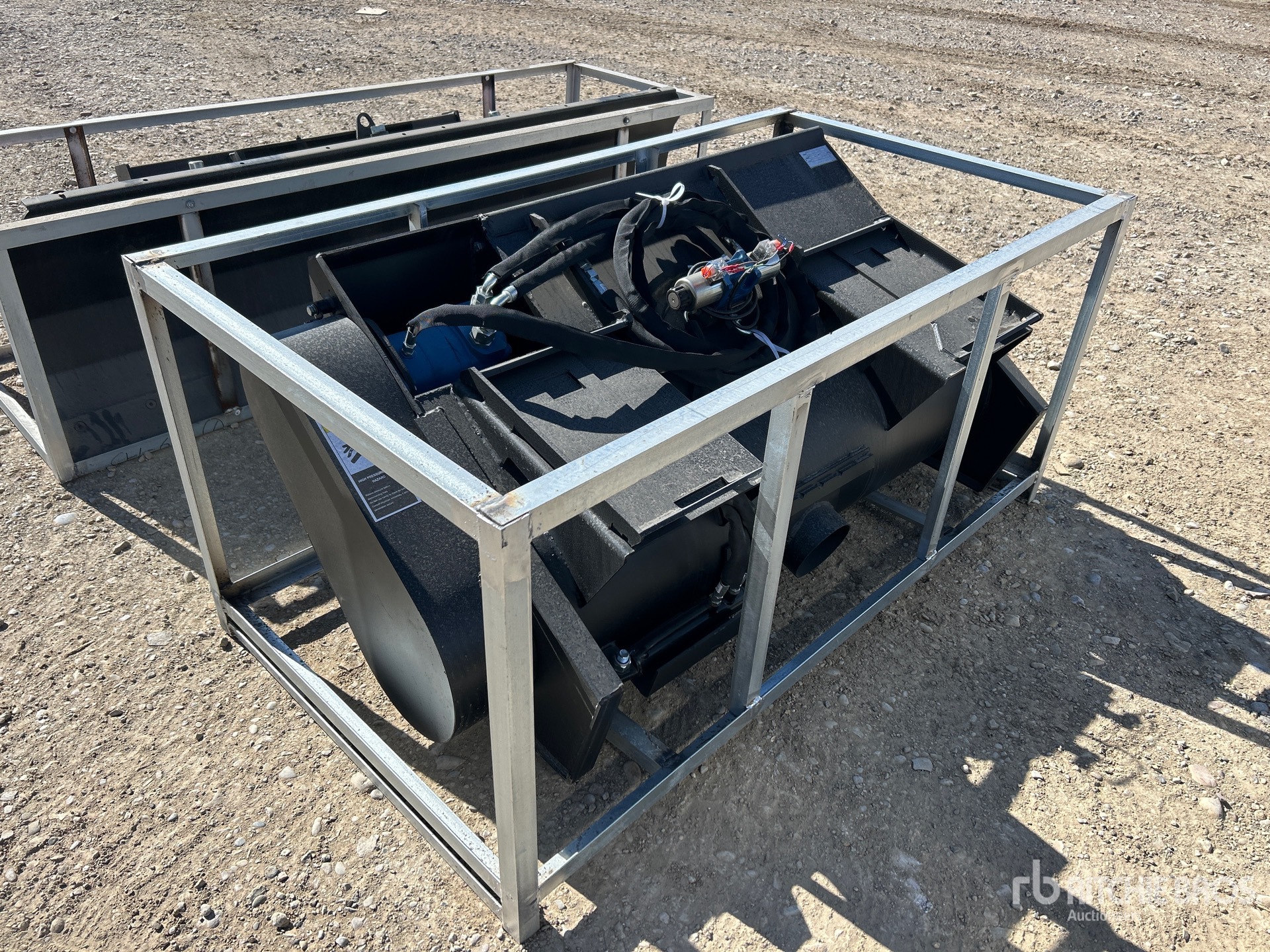 General Appearance with Bild, Ecke hinten links