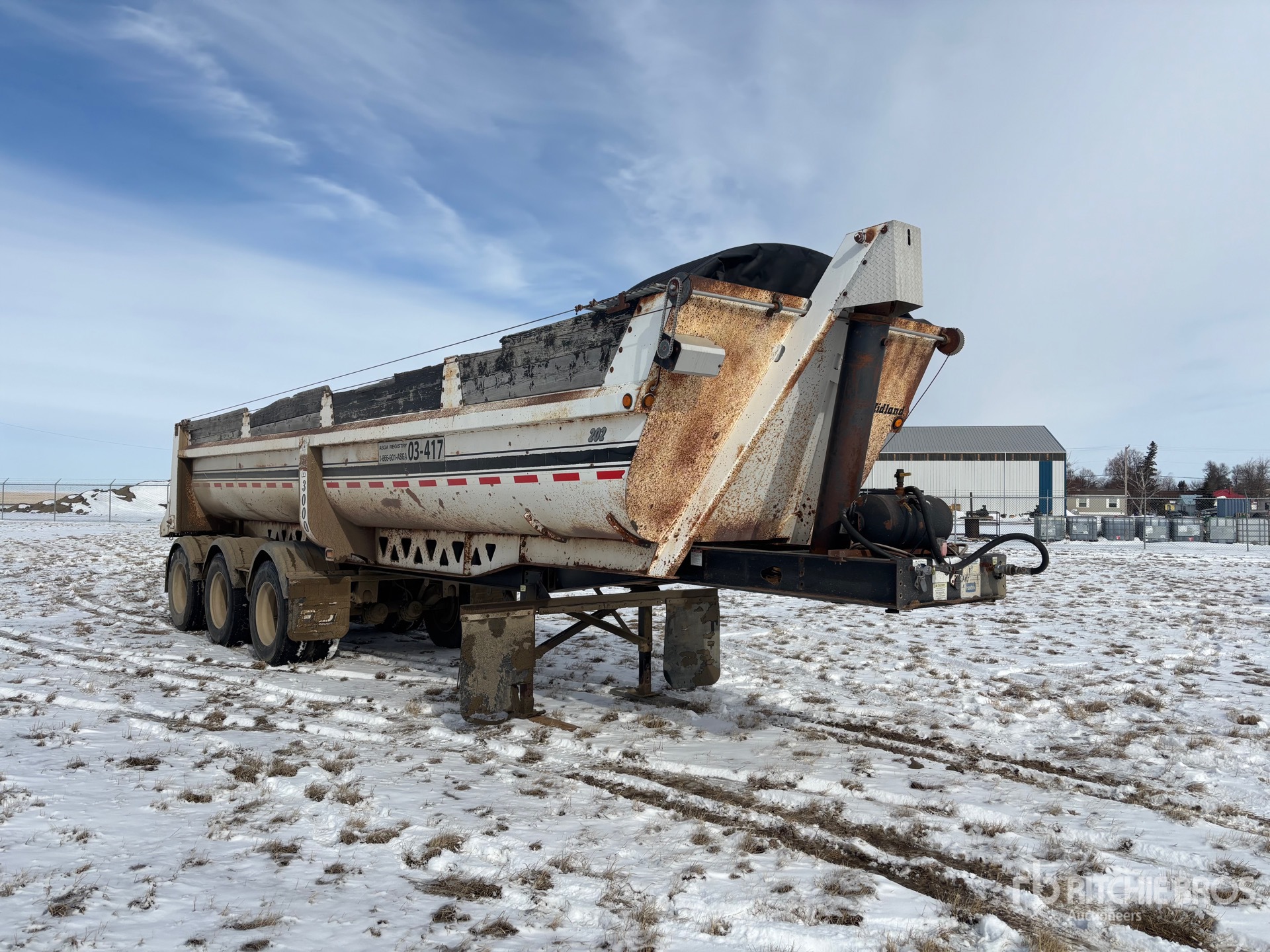 Aspect général with Image, coin avant droit