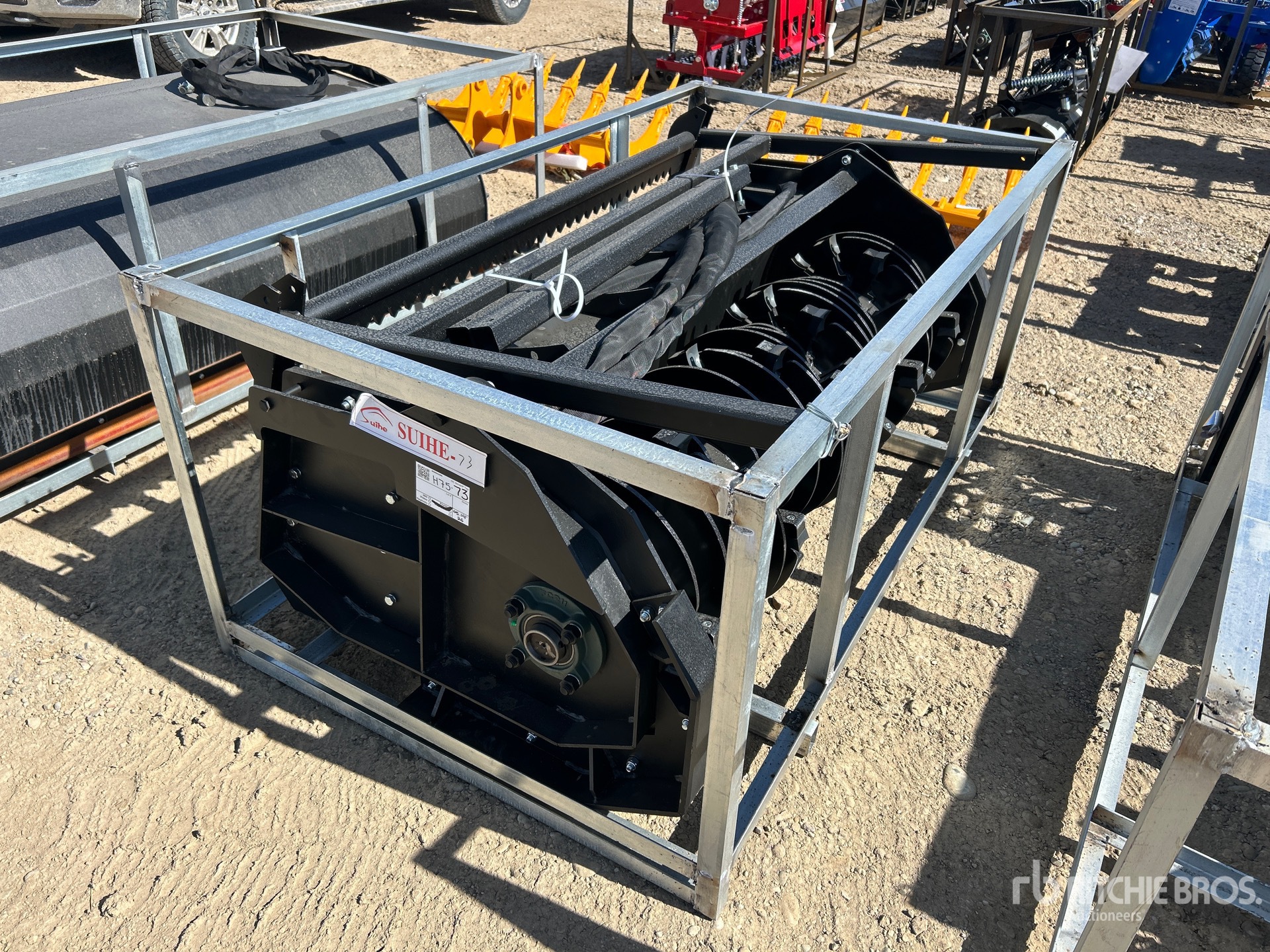 General Appearance with Bild, Ecke vorne rechts