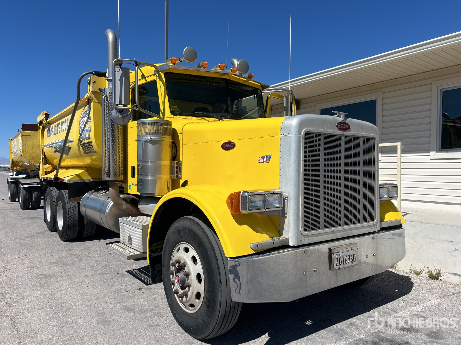 2005 Peterbilt 379