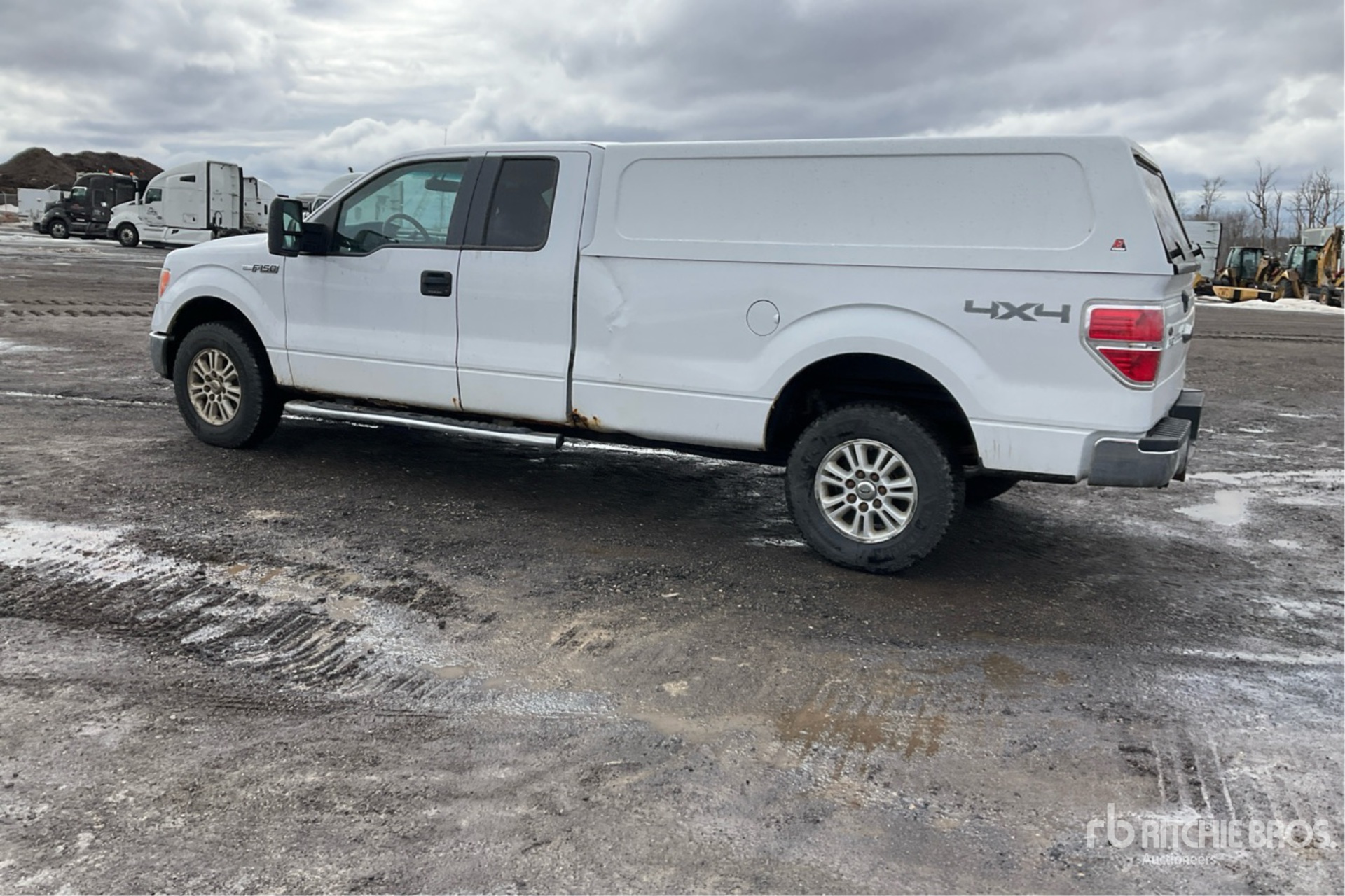 General Appearance with Picture, Left Rear Corner