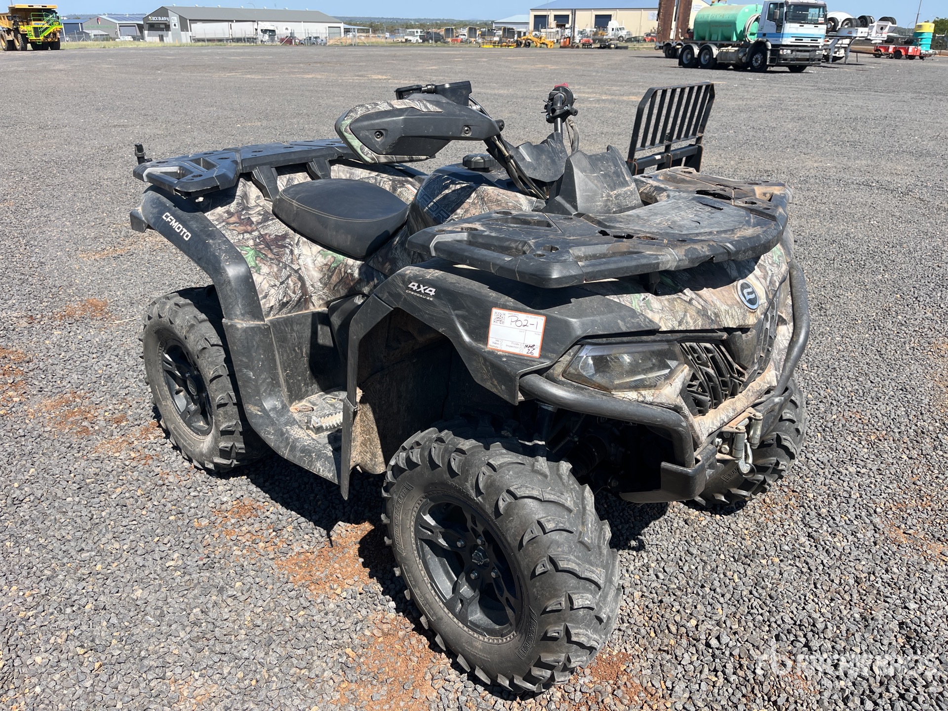 General Appearance with Image, coin avant gauche