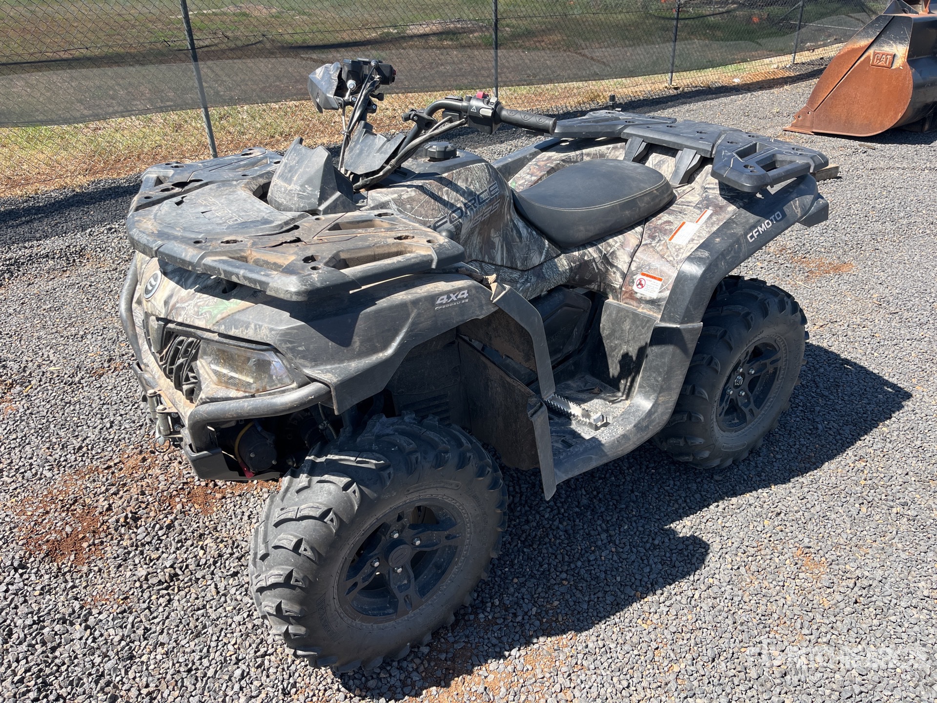 General Appearance with Image, coin avant droit