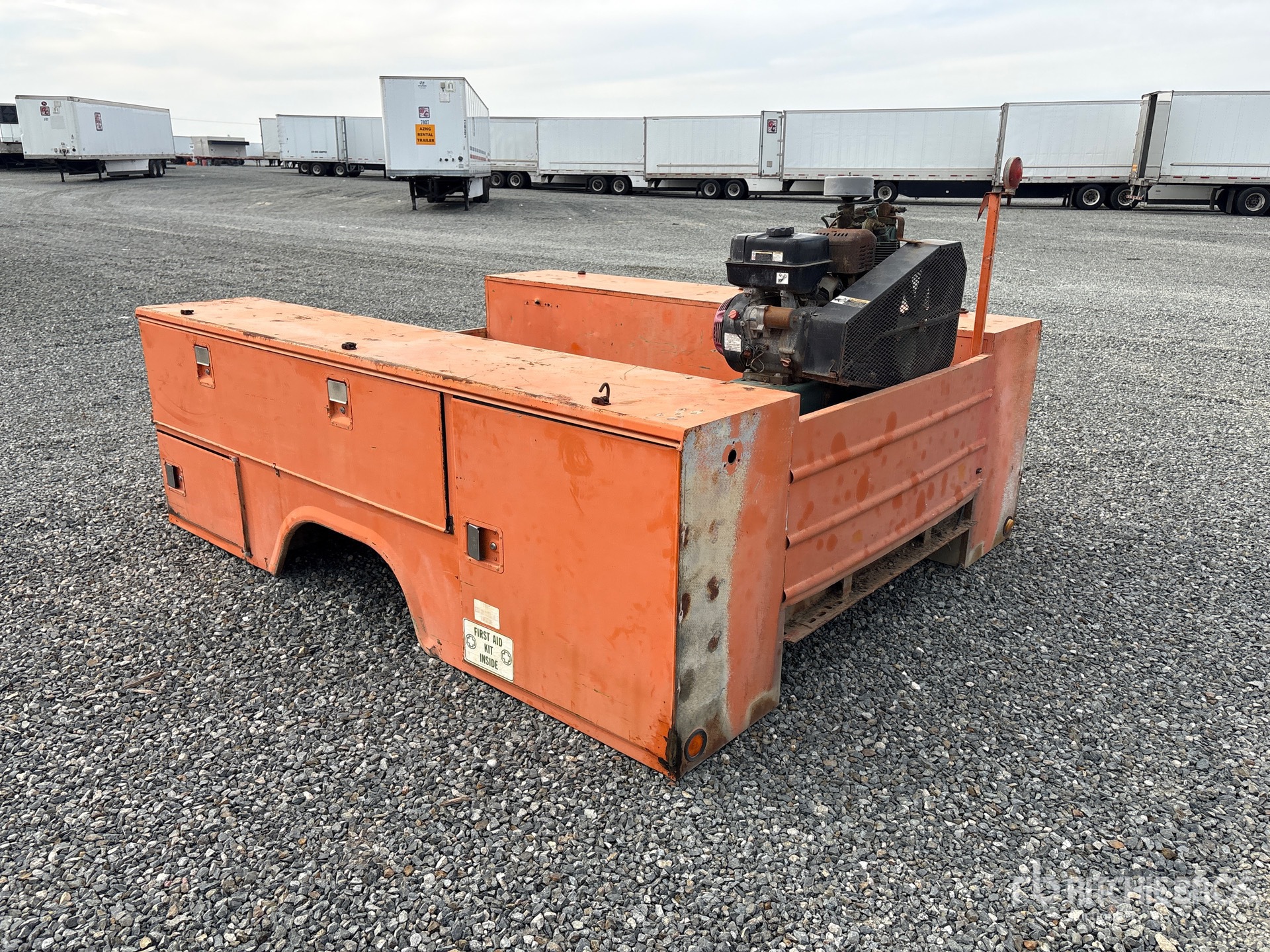 General Appearance with Zdjęcie, lewy dolny róg