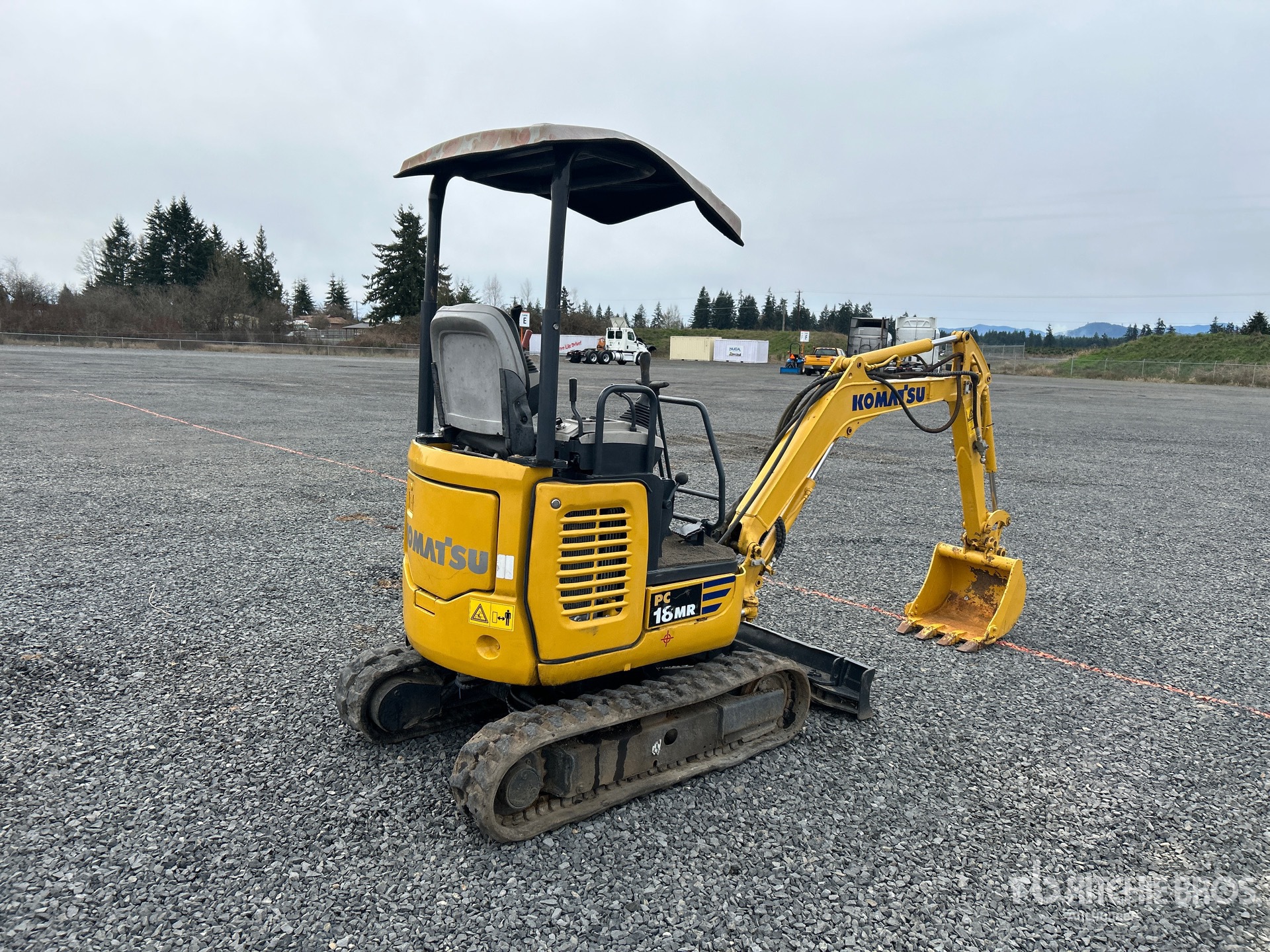 General Appearance with Image, coin arrière droit