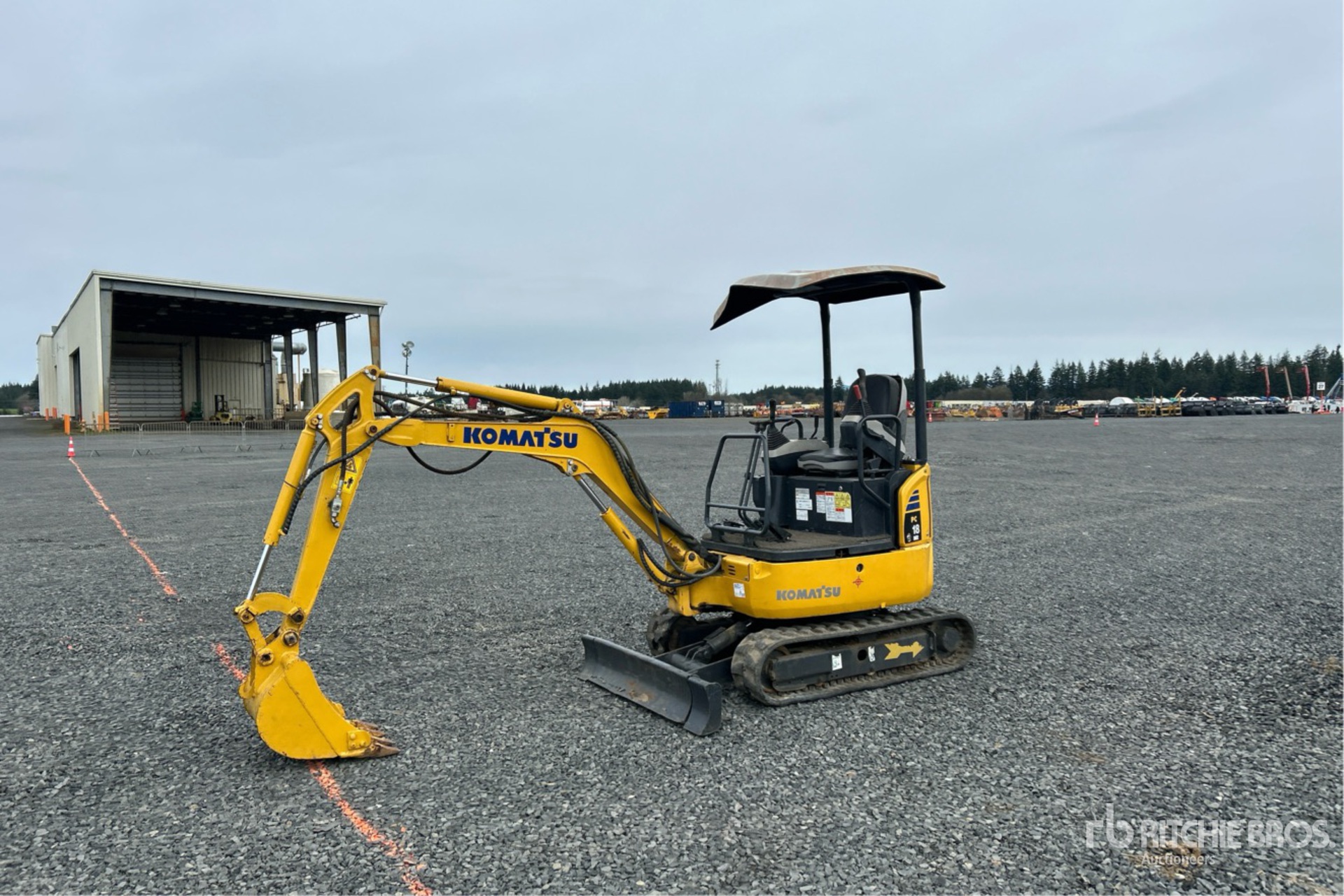 General Appearance with Picture, Left Front Corner