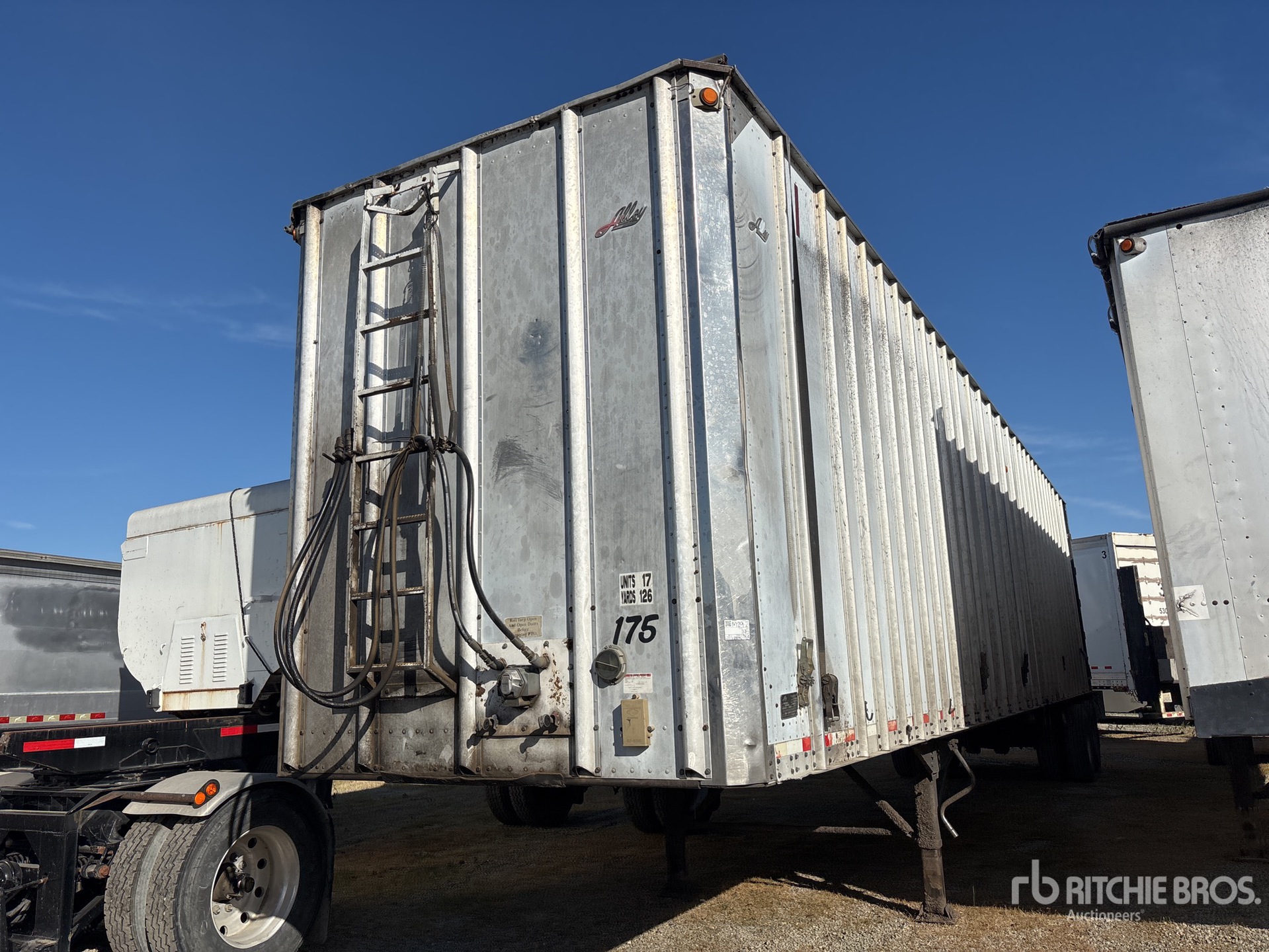 General Appearance with Featured Photo