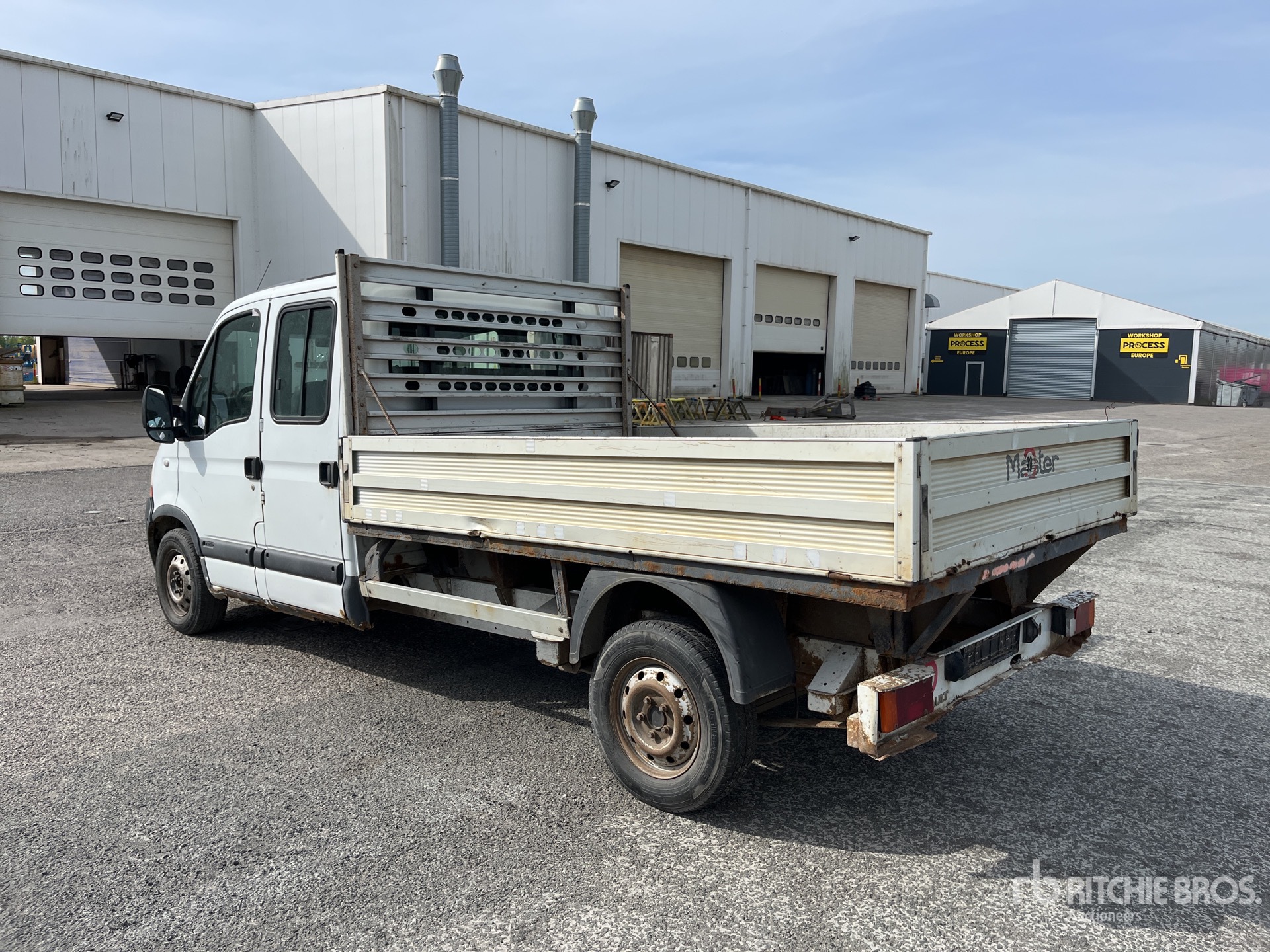 General Appearance with Bild, Ecke hinten links