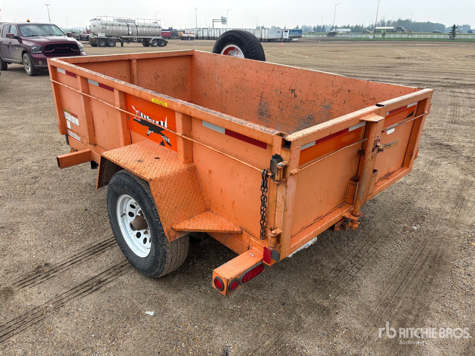 General Appearance with Picture, Left Rear Corner