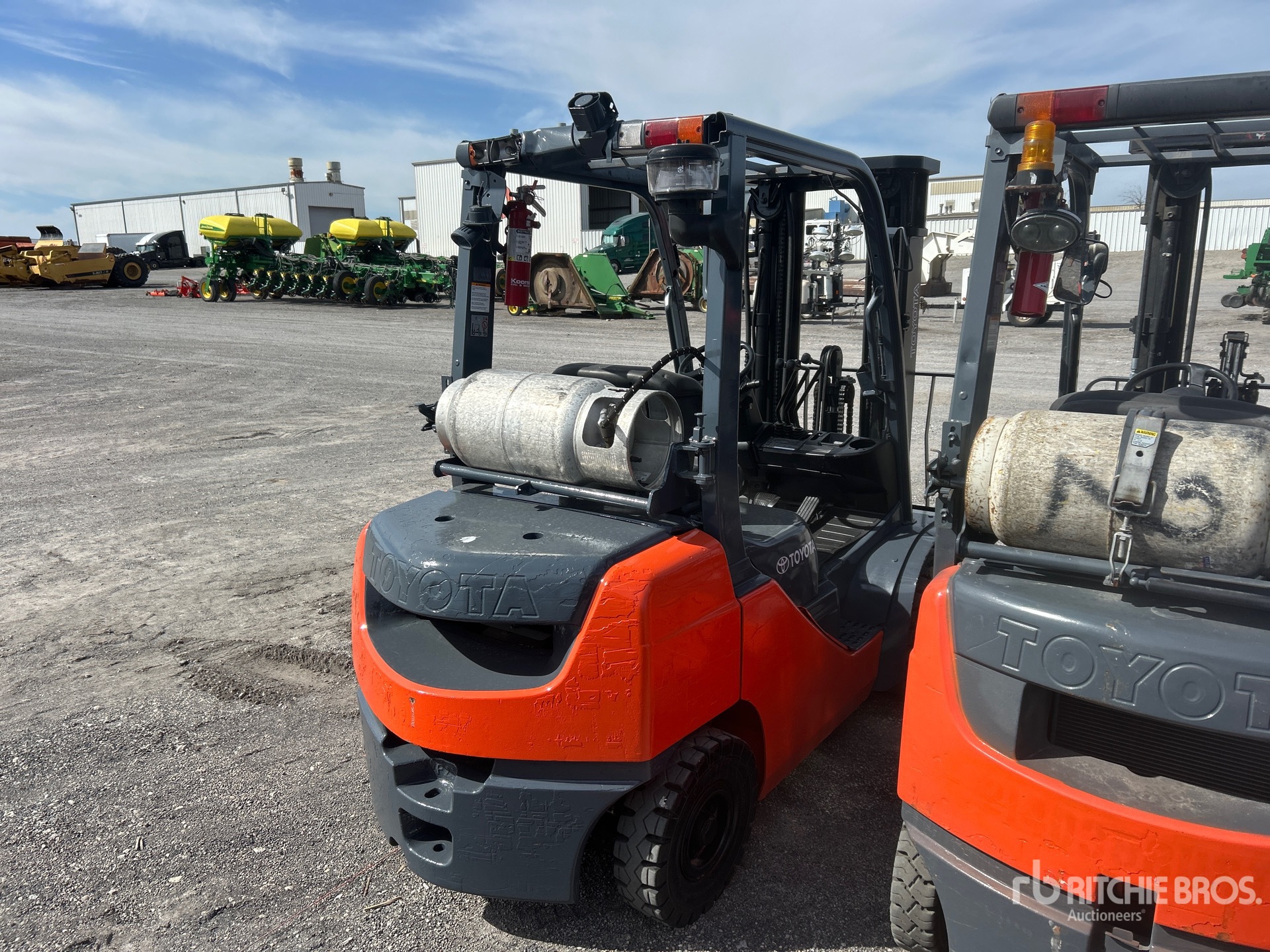 General Appearance with Bild, Ecke hinten rechts