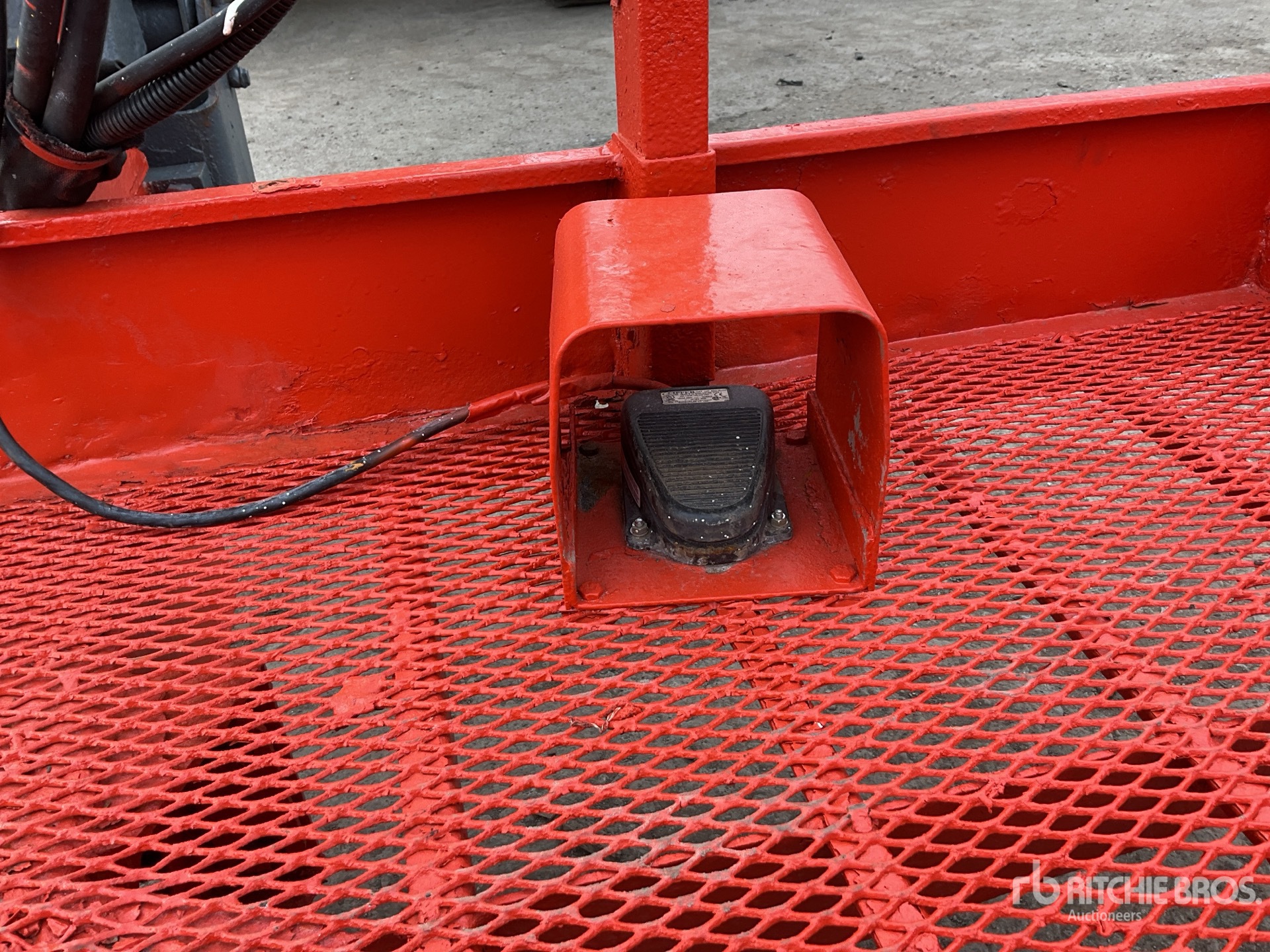 Control Station Upper with