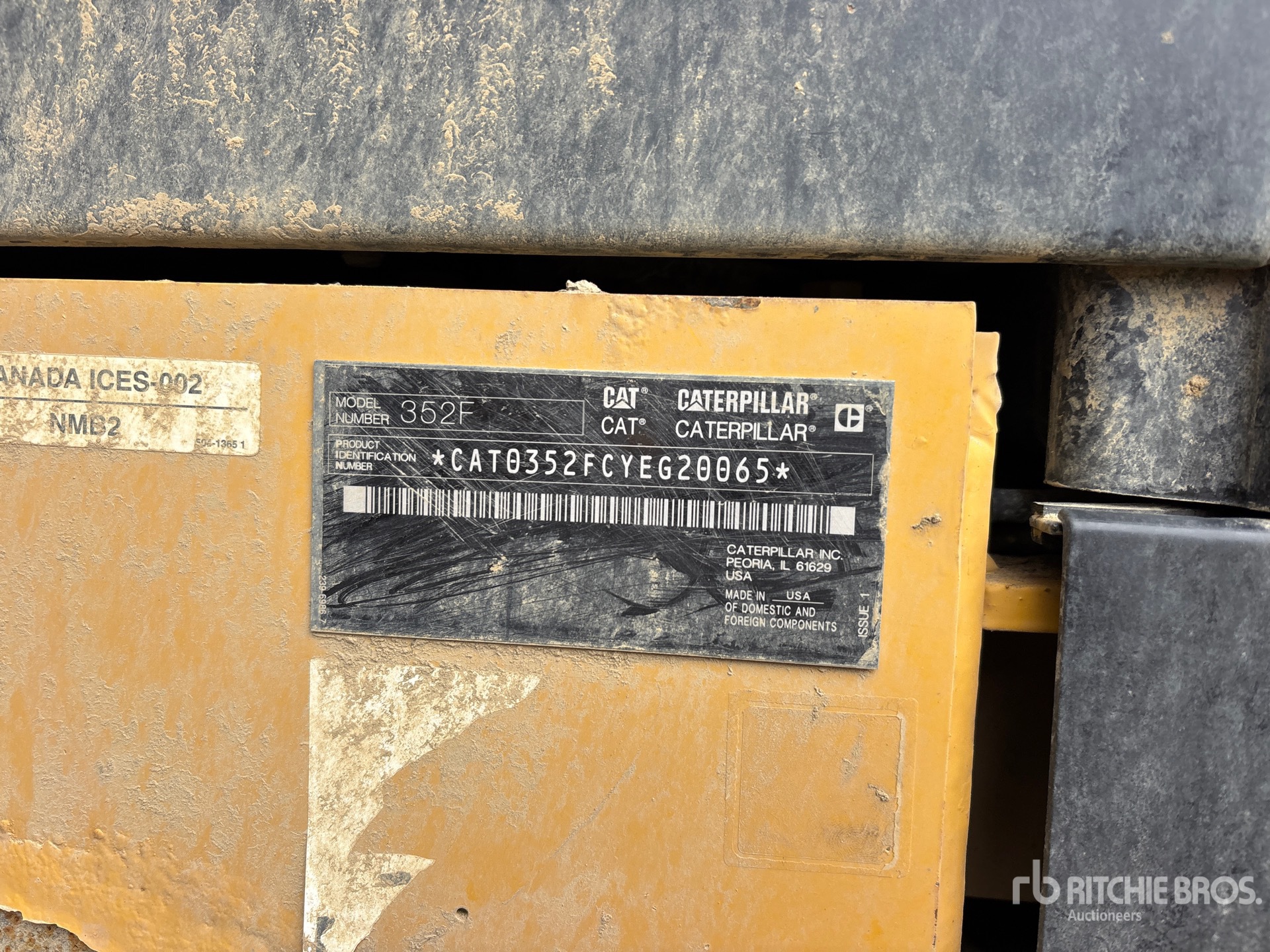 2019 Caterpillar 352F
