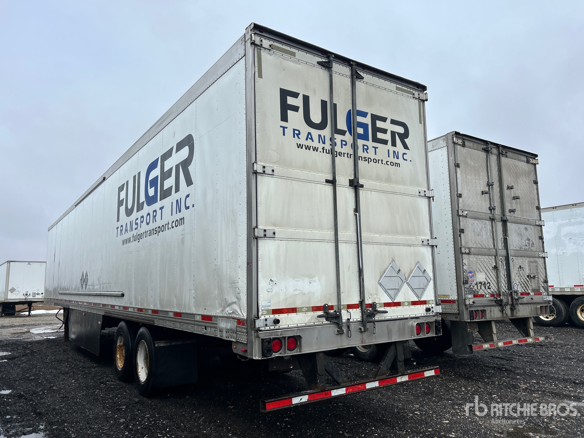 General Appearance with Bild, Ecke hinten links