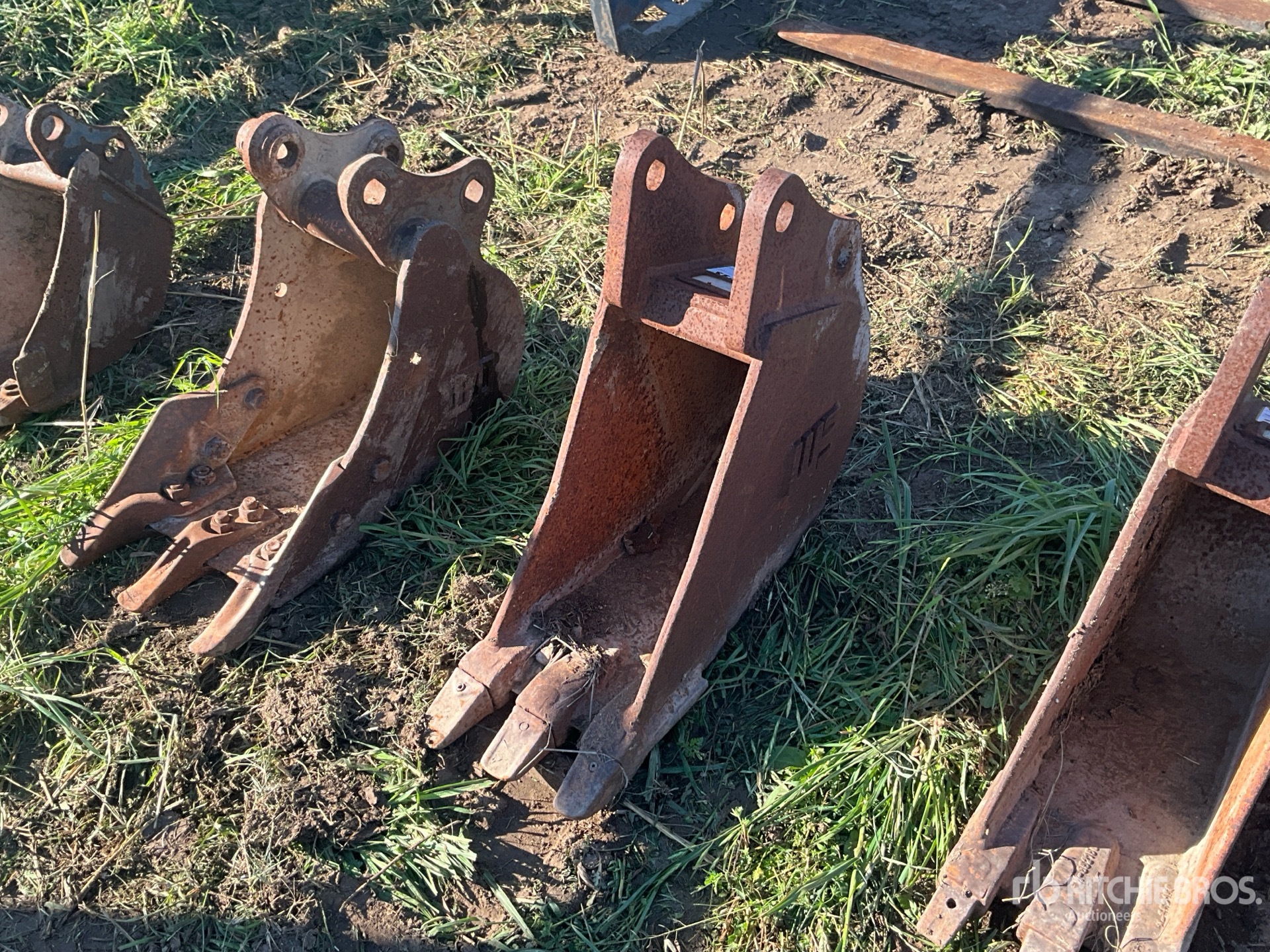 General Appearance with Foto, angolo anteriore sinistro