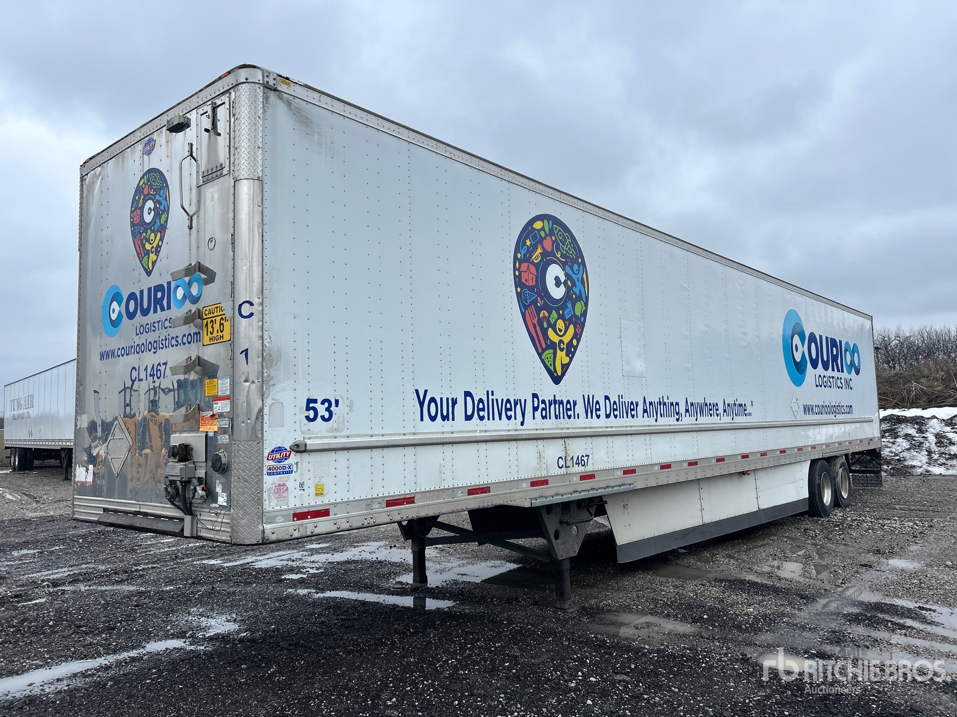 General Appearance with Bild, Ecke vorne links