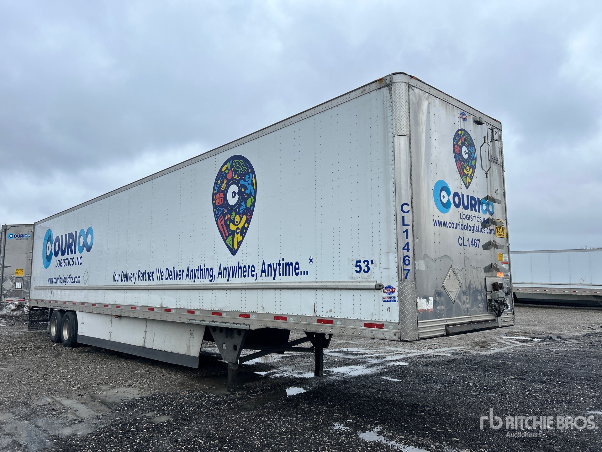 General Appearance with Bild, Ecke vorne rechts