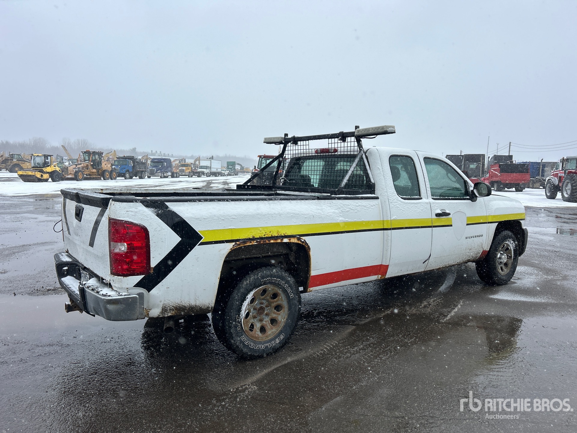 General Appearance with Imagen: esquina trasera derecha