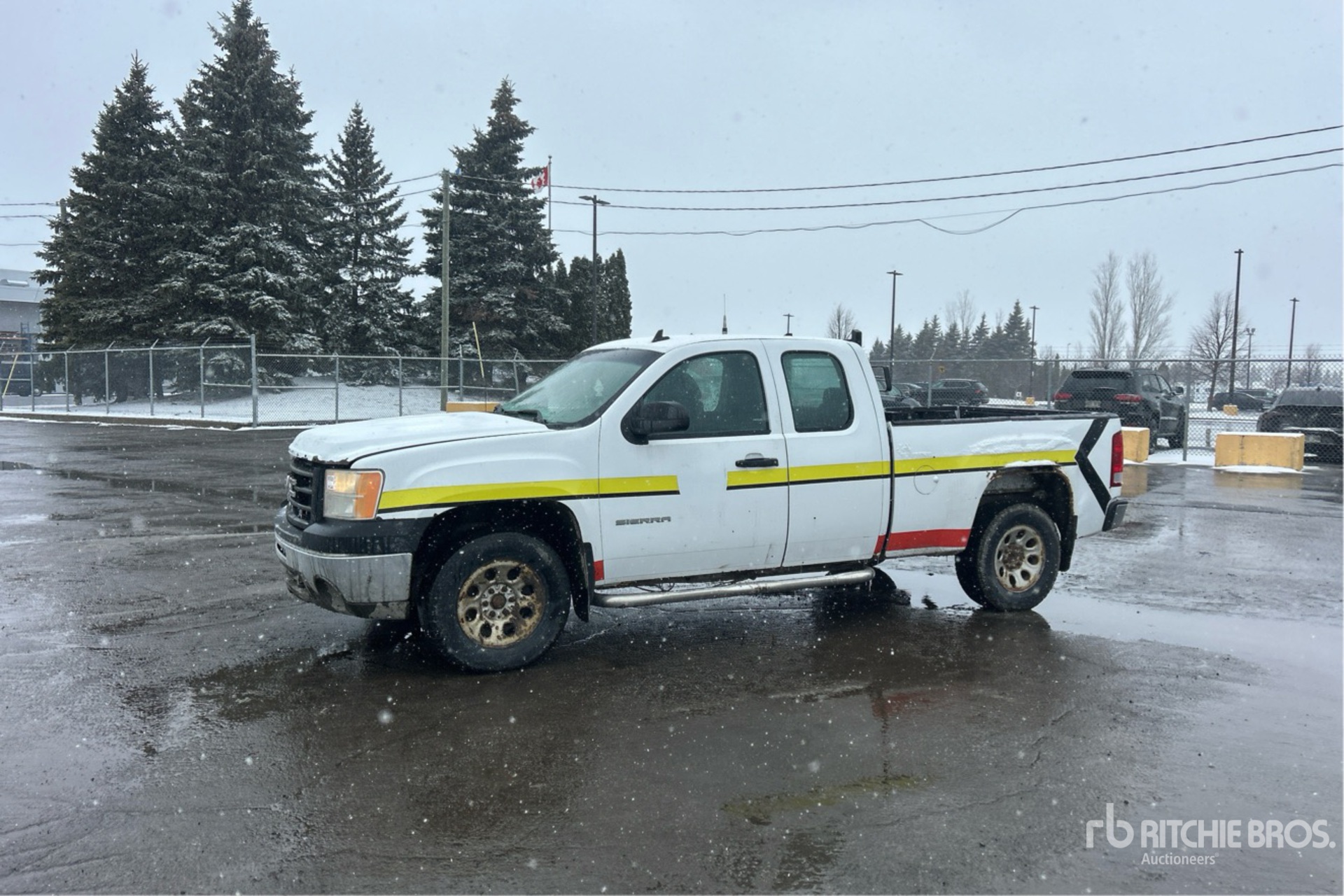 General Appearance with Foto, angolo anteriore sinistro