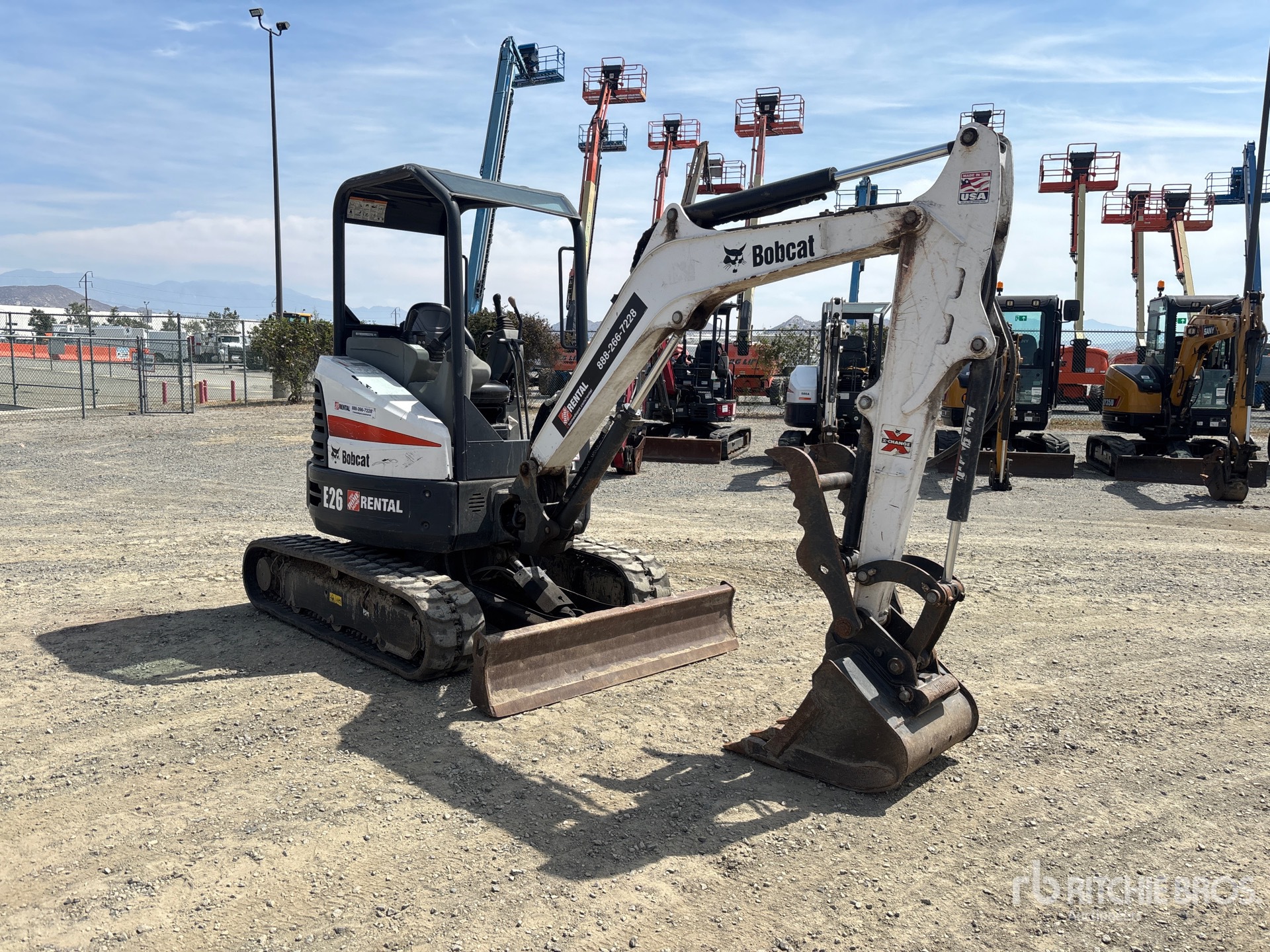 General Appearance with Picture, Right Front Corner