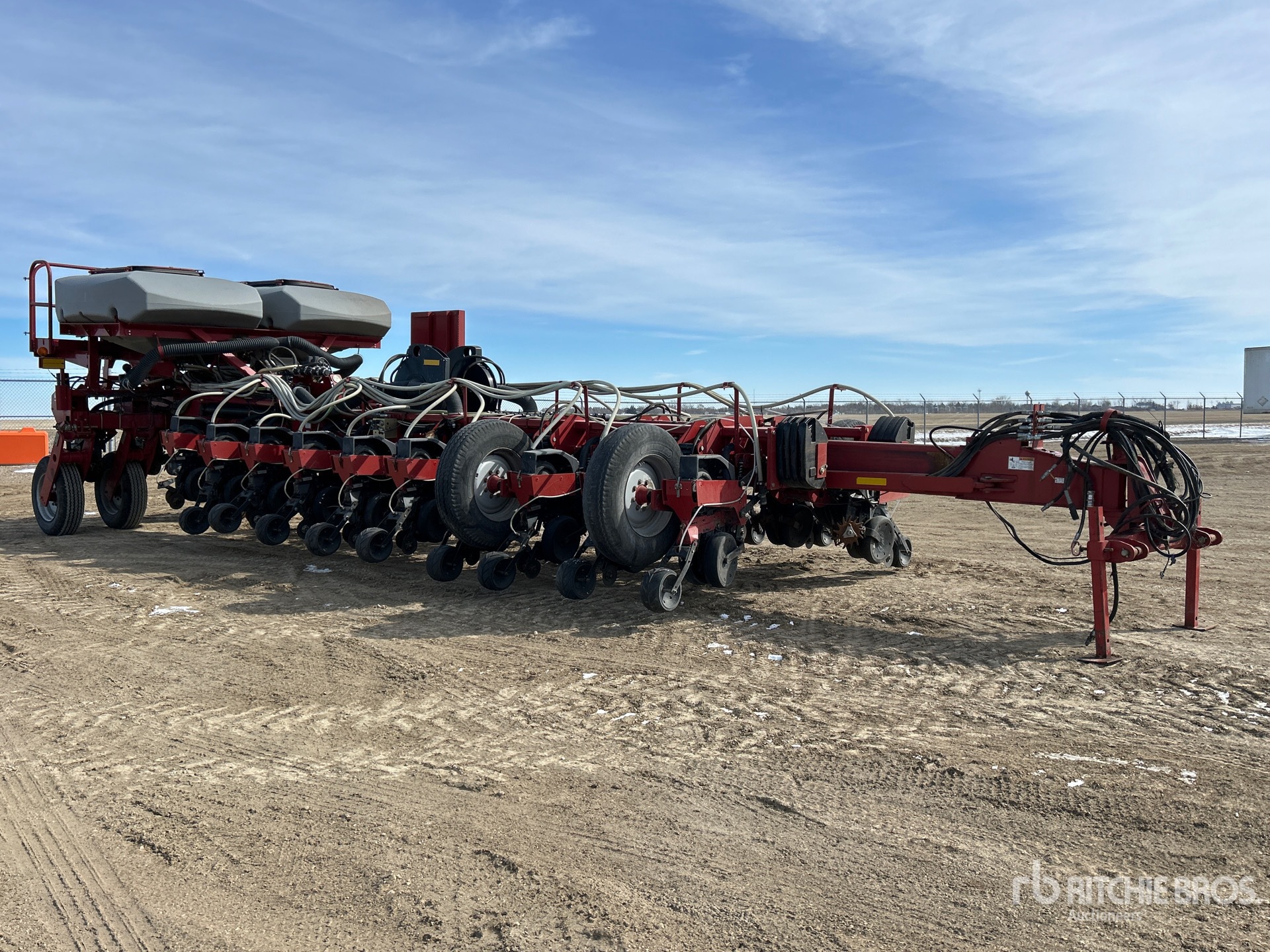 General Appearance with Bild, Ecke vorne rechts