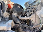 Moteur with Engine - Right Side