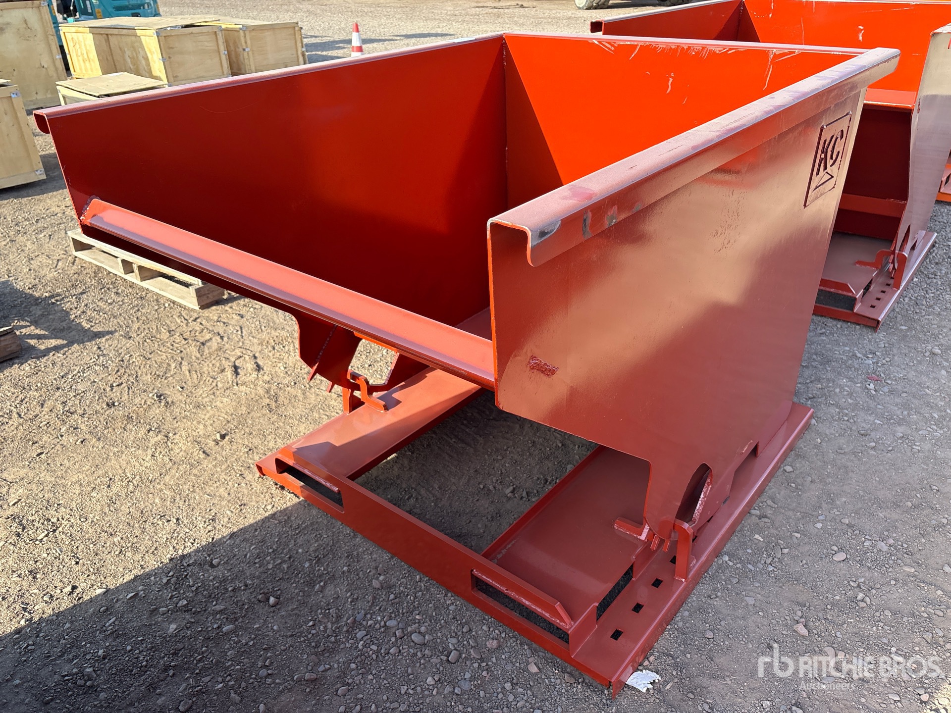 General Appearance with Bild, Ecke vorne links