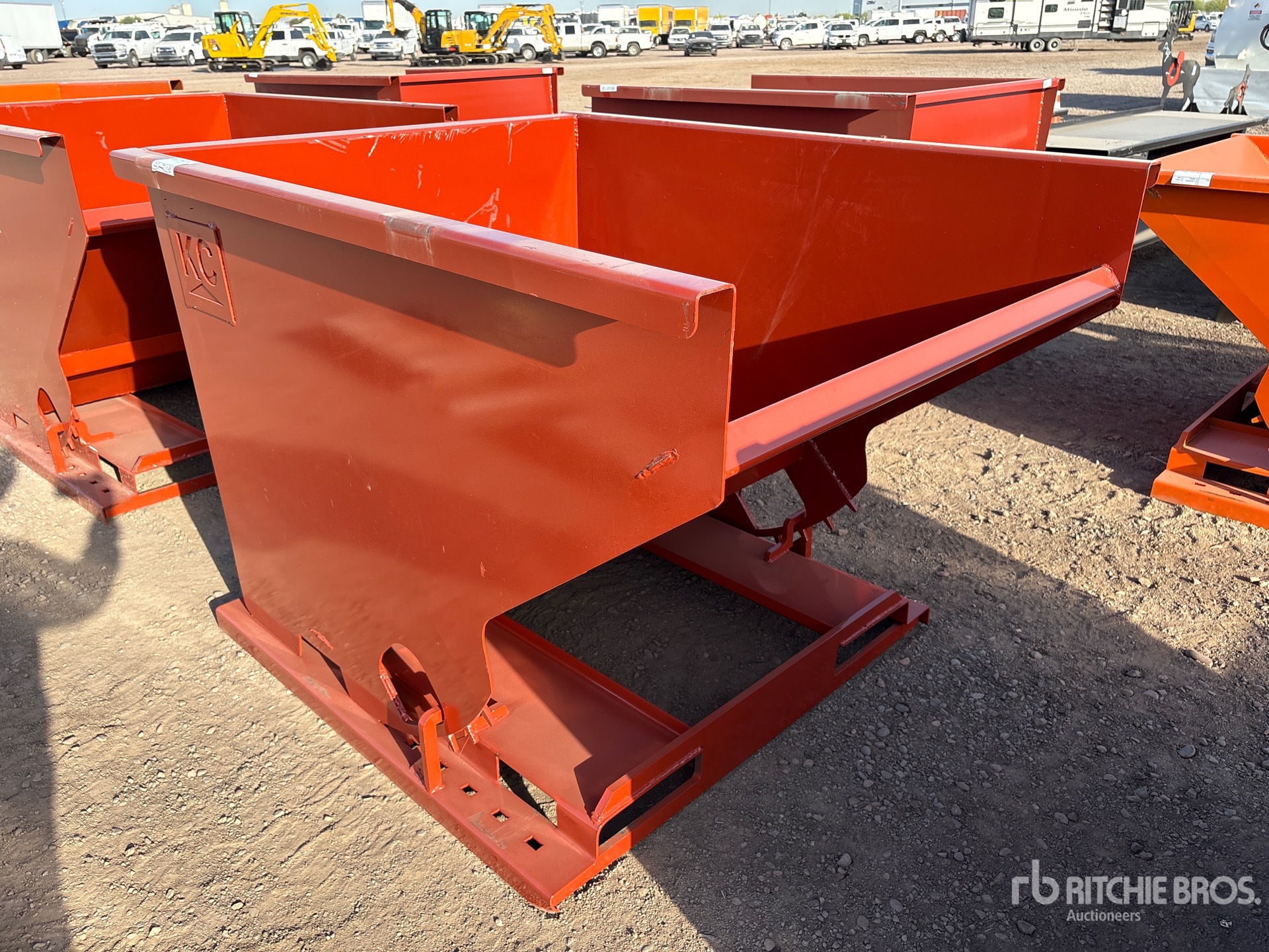 General Appearance with Bild, Ecke vorne rechts