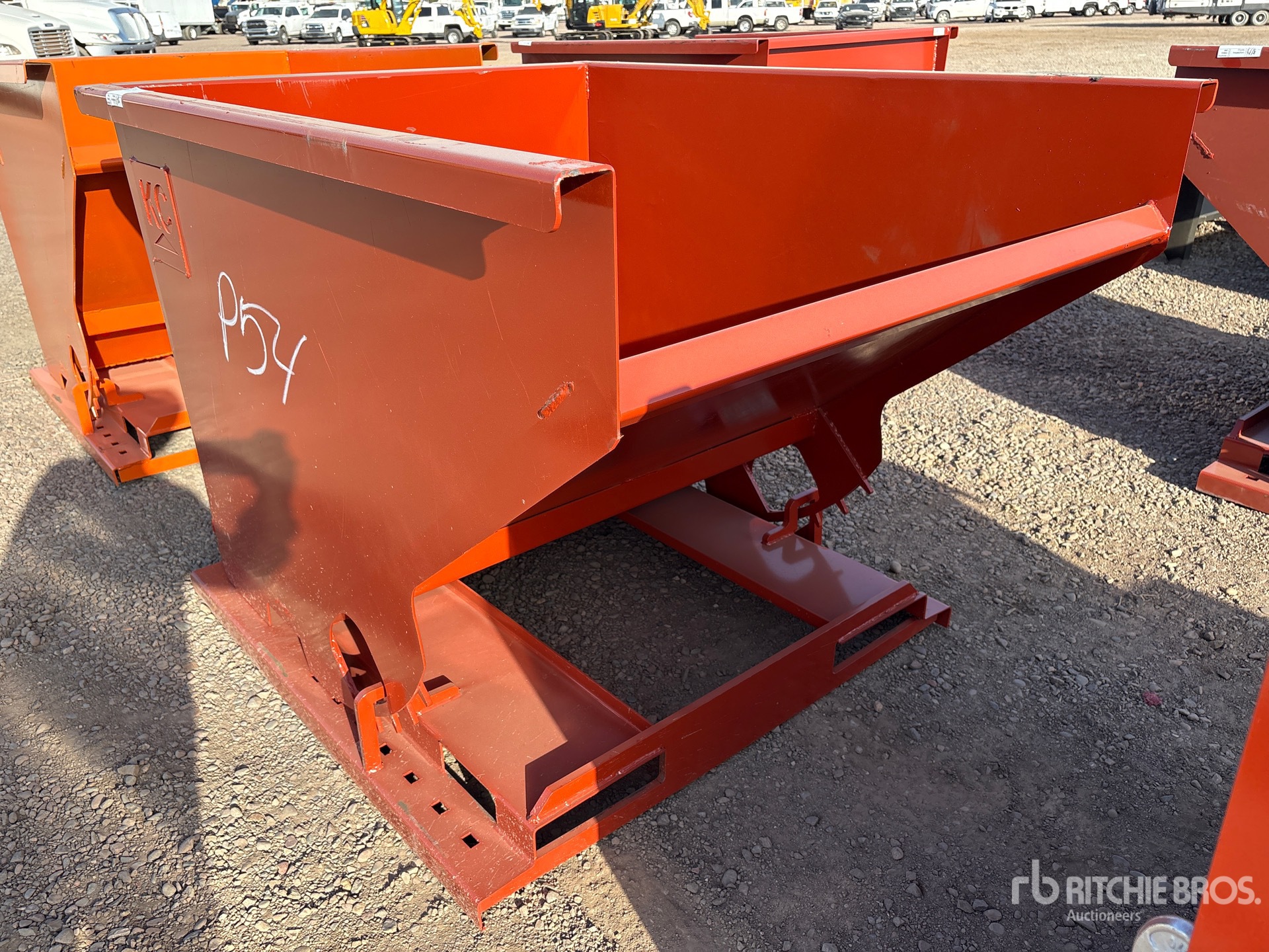 General Appearance with Bild, Ecke vorne rechts