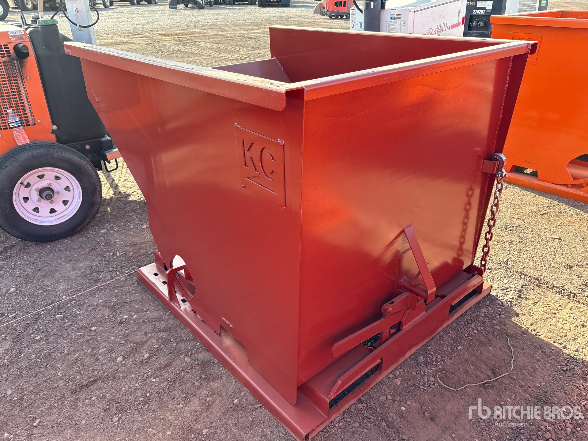 General Appearance with Bild, Ecke hinten links